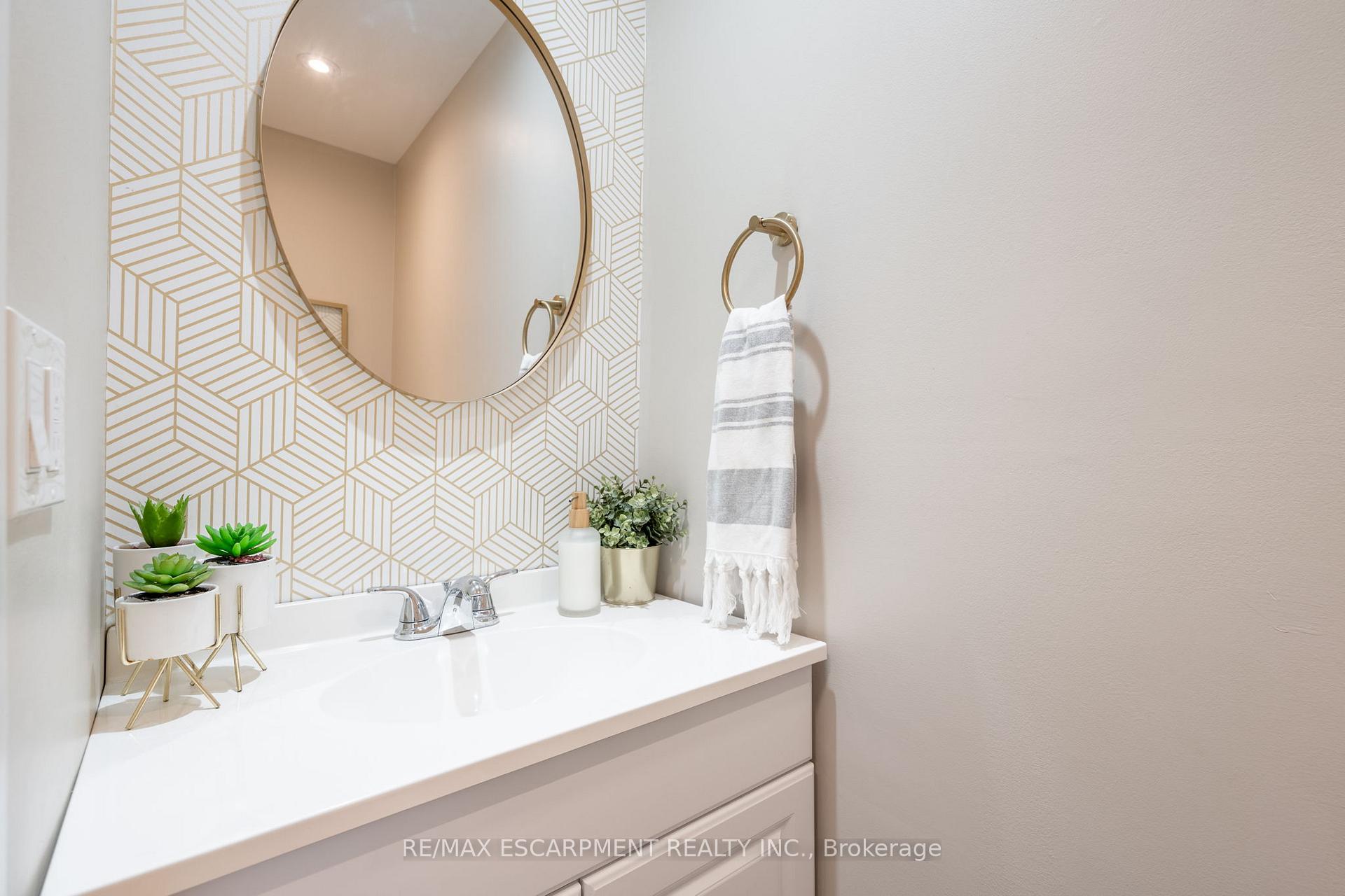 Photo 7 of Unit 89, 5475 Lakeshore Road, Burlington, Appleby — HOMEH