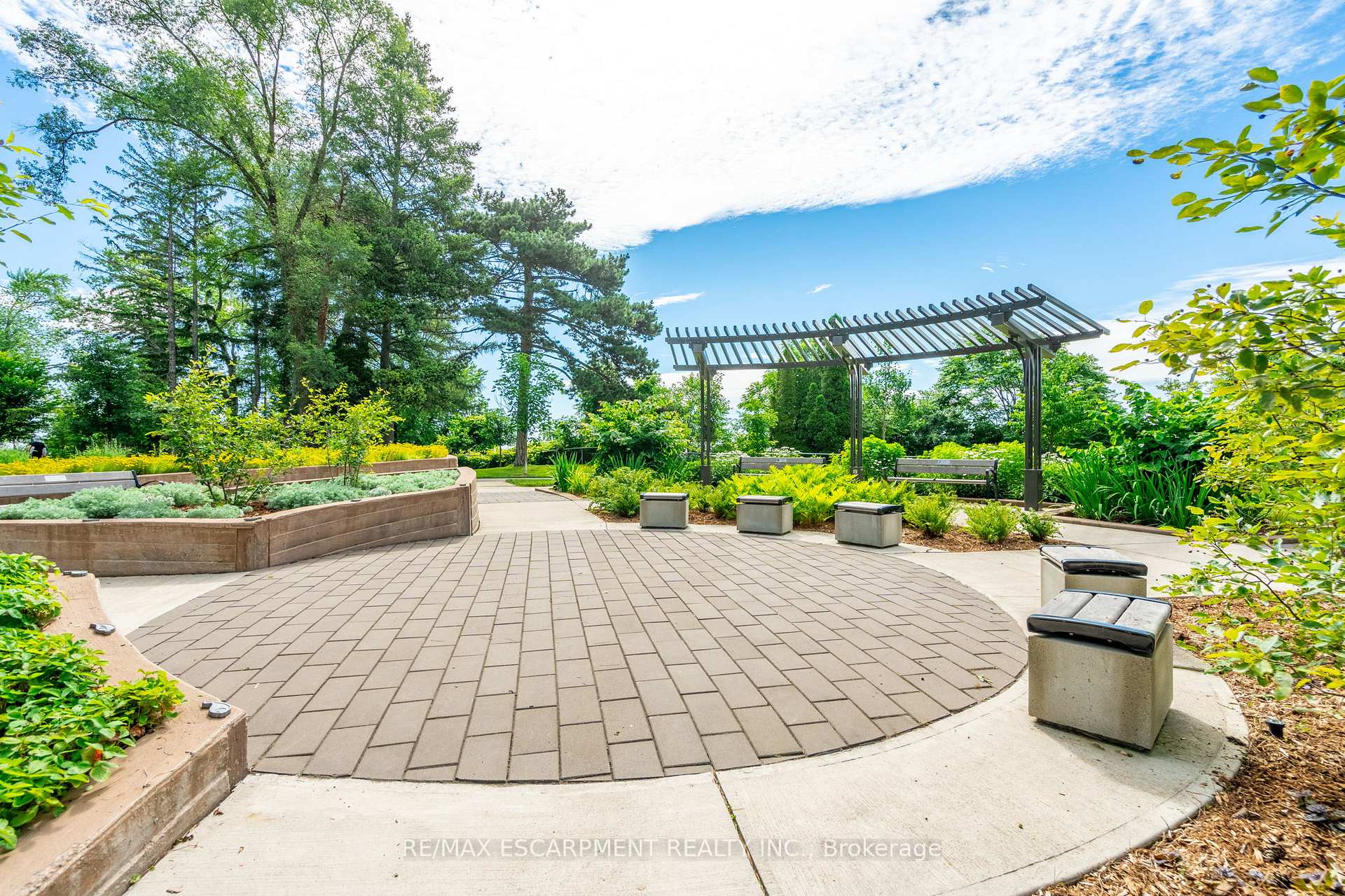 Photo 32 of Unit 89, 5475 Lakeshore Road, Burlington, Appleby — HOMEH