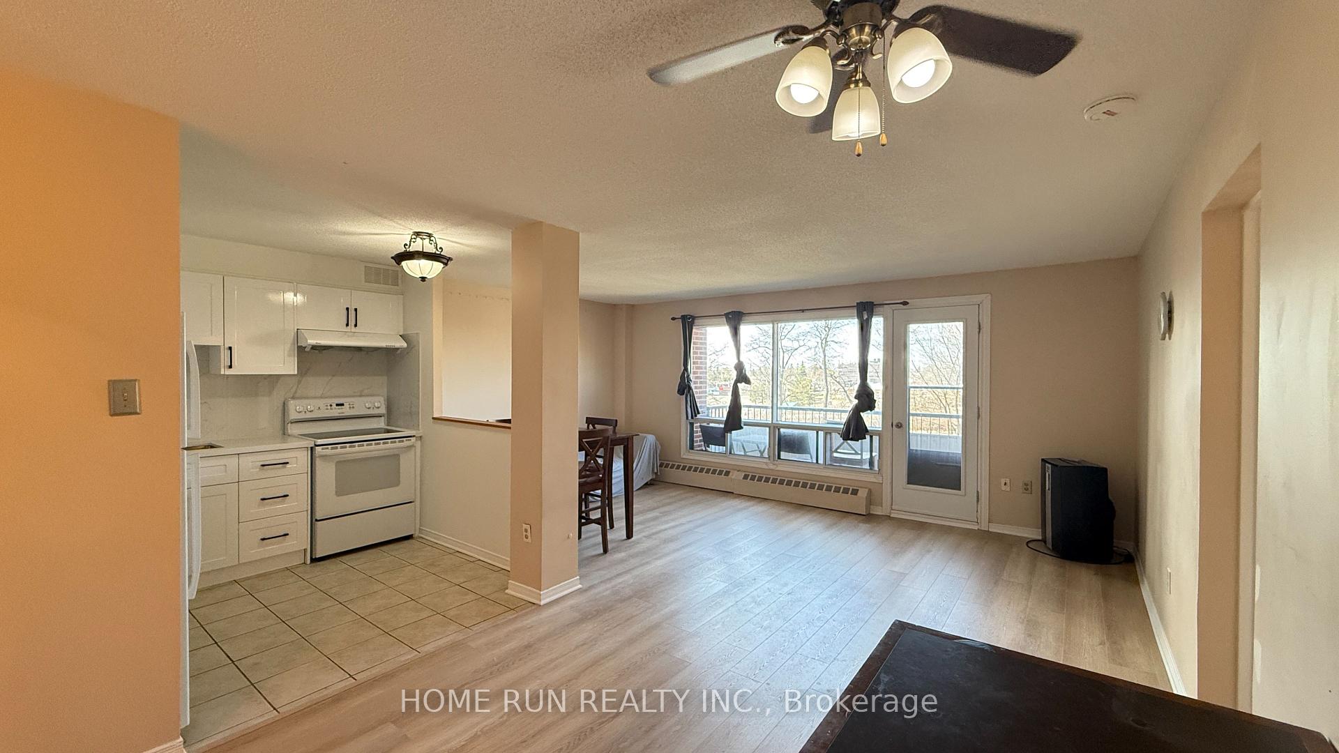 Photo 2 of Unit 218, 20 Chesterton Drive, Ottawa, Borden Farm/Stewart Farm/Carleton Heights/Parkwood Hills — HOMEH