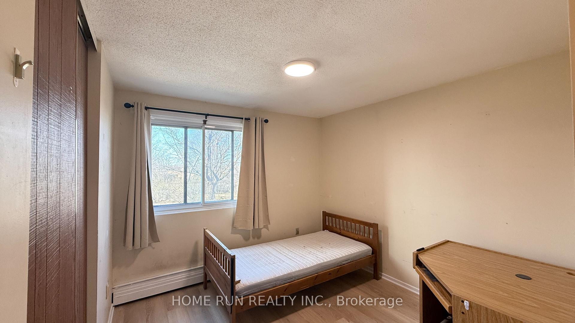 Photo 16 of Unit 218, 20 Chesterton Drive, Ottawa, Borden Farm/Stewart Farm/Carleton Heights/Parkwood Hills — HOMEH