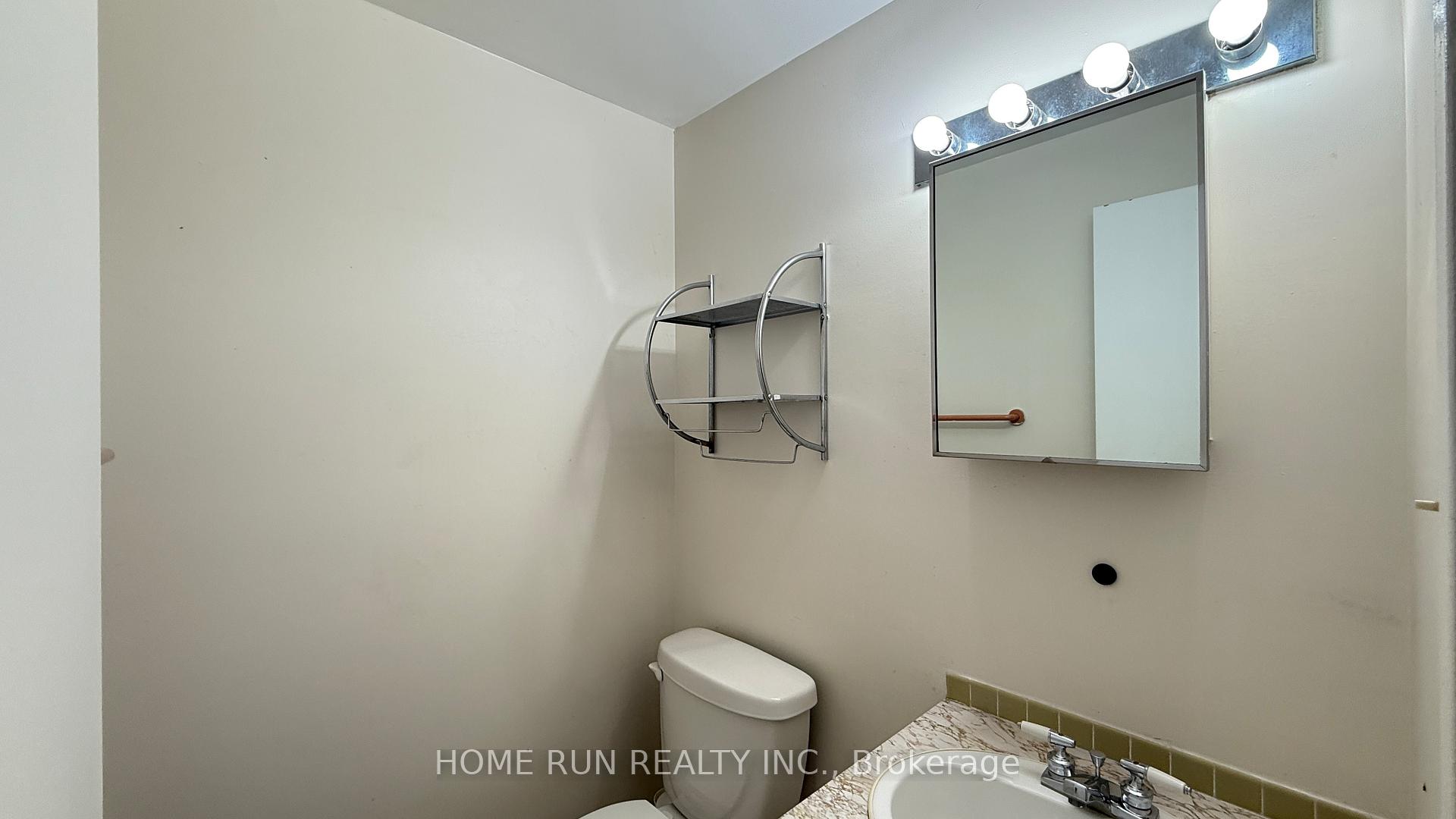 Photo 18 of Unit 218, 20 Chesterton Drive, Ottawa, Borden Farm/Stewart Farm/Carleton Heights/Parkwood Hills — HOMEH