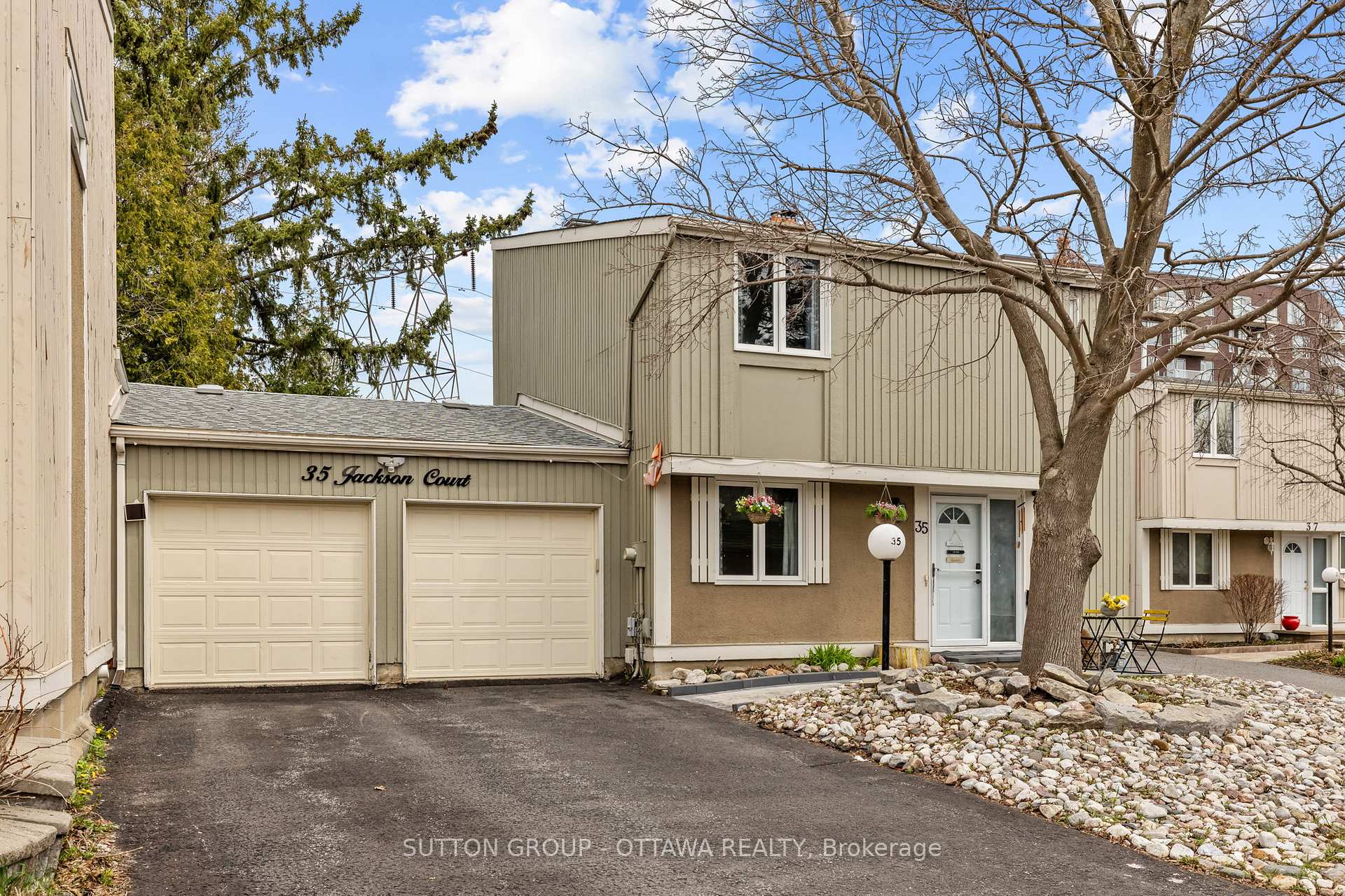 Photo 2 of Unit 65, 35 Jackson Court, Ottawa, Kanata - Beaverbrook — HOMEH