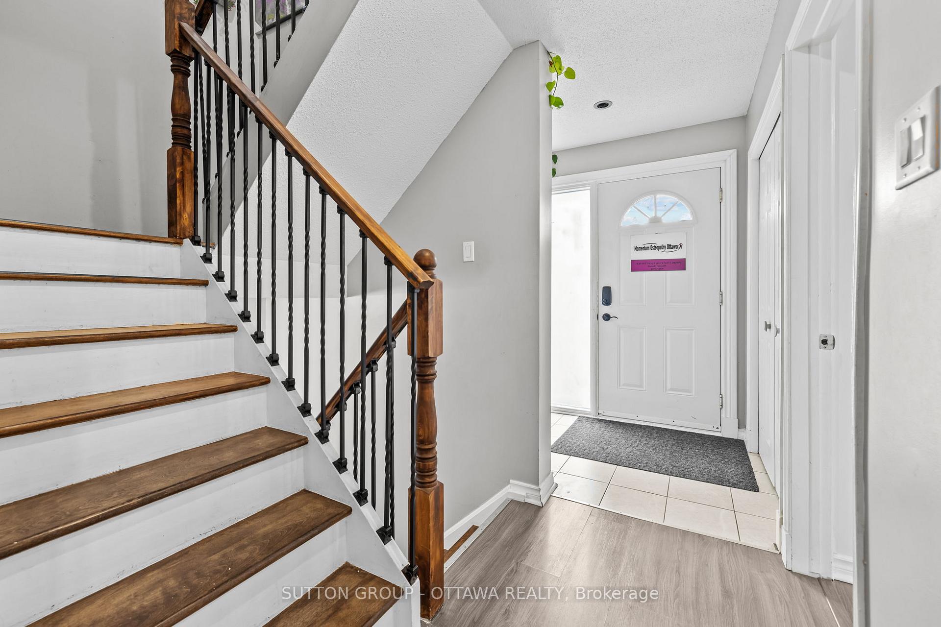 Photo 5 of Unit 65, 35 Jackson Court, Ottawa, Kanata - Beaverbrook — HOMEH