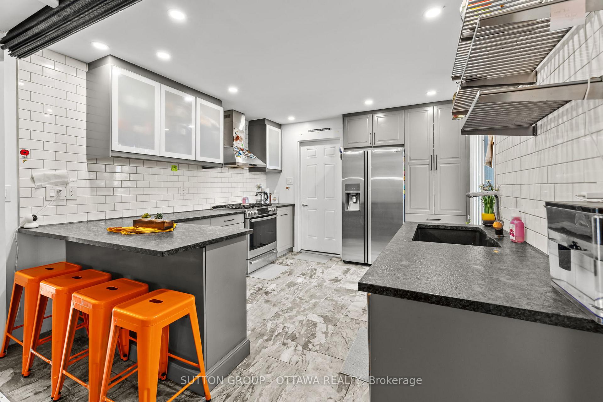 Photo 11 of Unit 65, 35 Jackson Court, Ottawa, Kanata - Beaverbrook — HOMEH