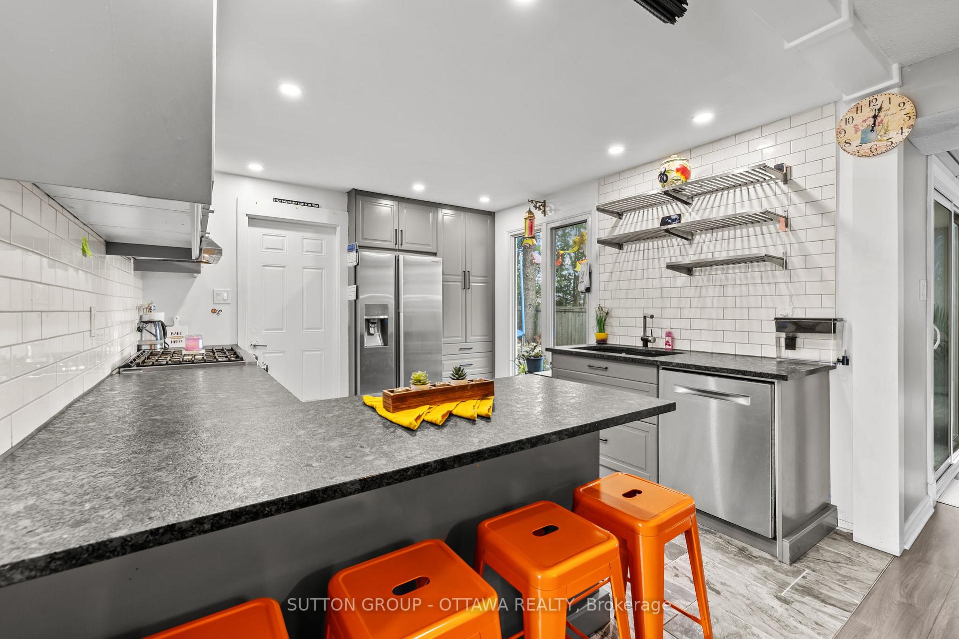 Photo 12 of Unit 65, 35 Jackson Court, Ottawa, Kanata - Beaverbrook — HOMEH