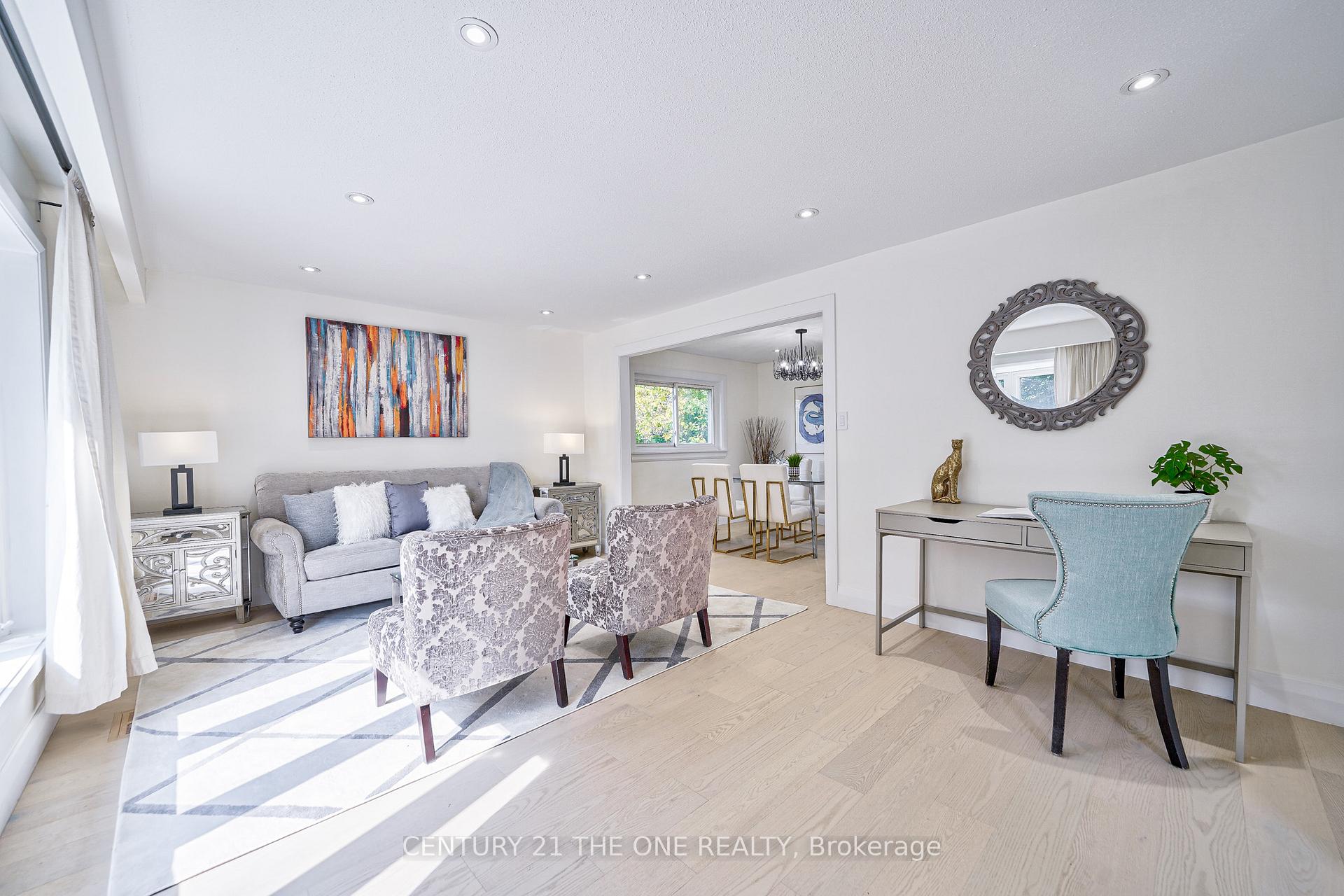 Photo 3 of 140 Orchard Heights Boulevard, Aurora, Hills of St Andrew — HOMEH