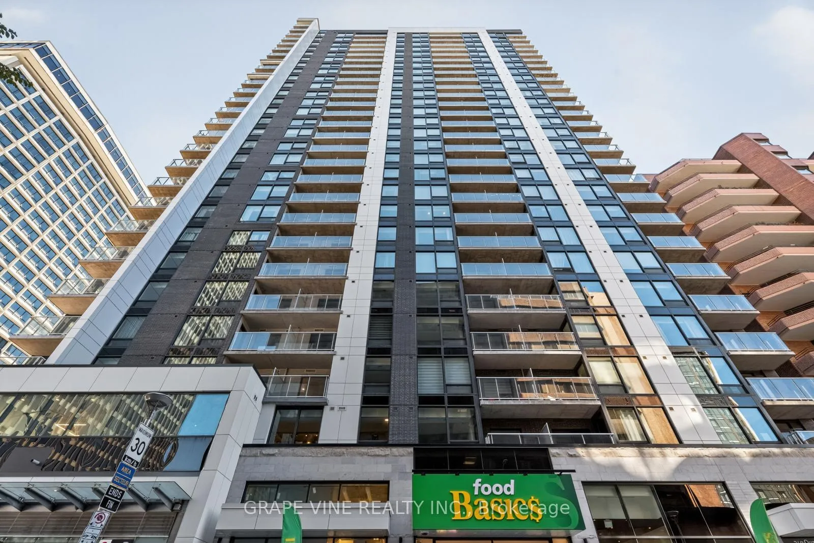 Photo 1 of Unit 501, 340 Queen Street, Ottawa, Ottawa Centre — HOMEH