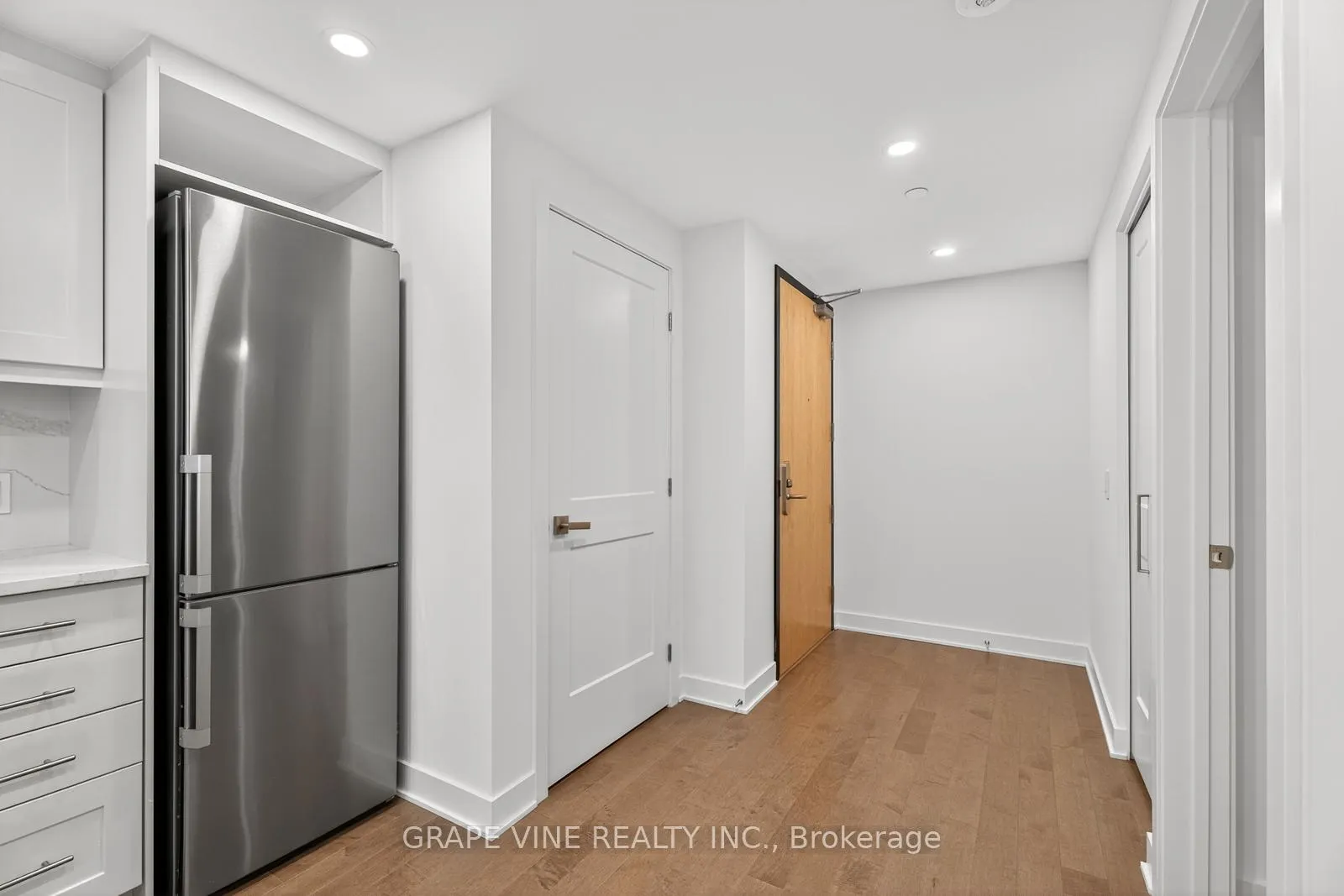 Photo 7 of Unit 501, 340 Queen Street, Ottawa, Ottawa Centre — HOMEH