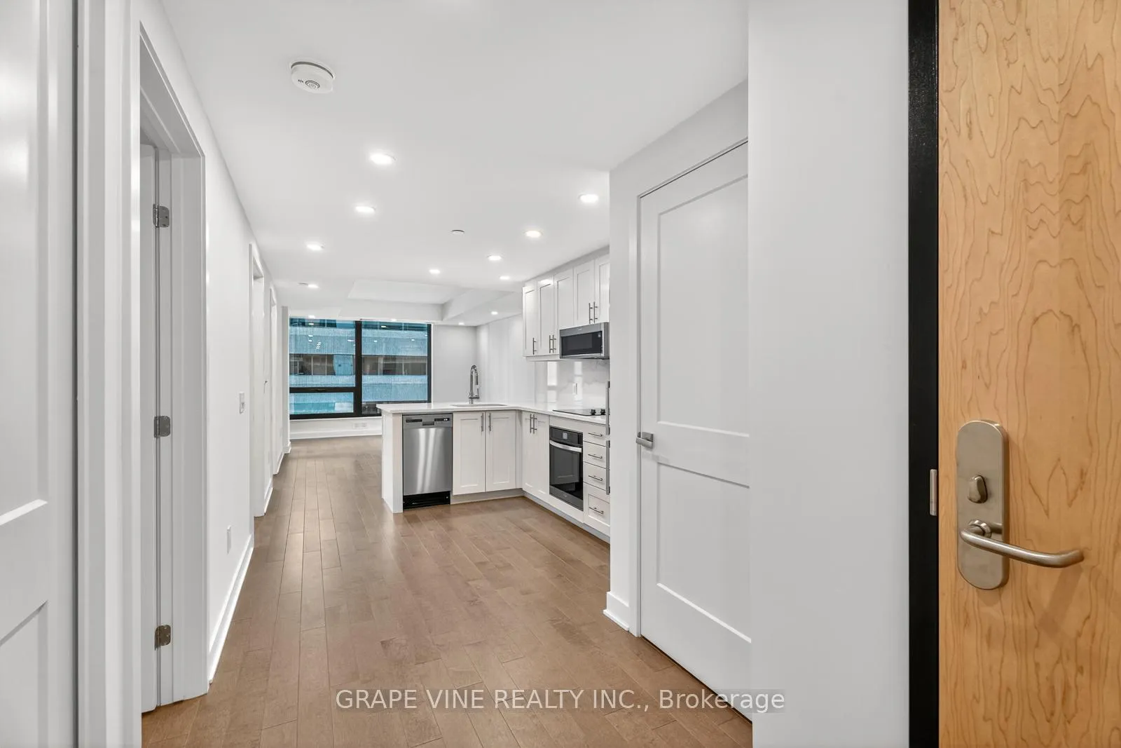 Photo 8 of Unit 501, 340 Queen Street, Ottawa, Ottawa Centre — HOMEH