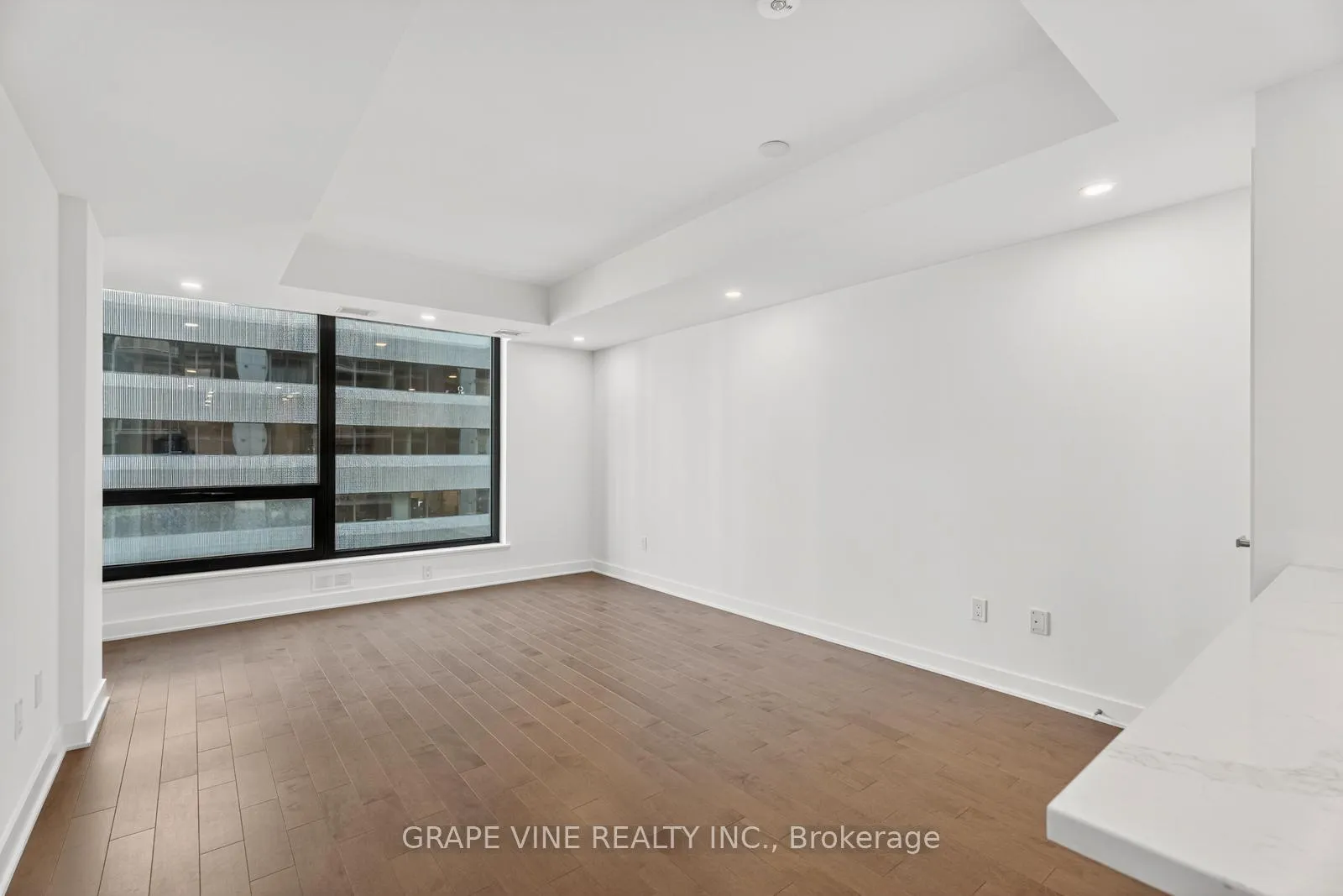 Photo 14 of Unit 501, 340 Queen Street, Ottawa, Ottawa Centre — HOMEH