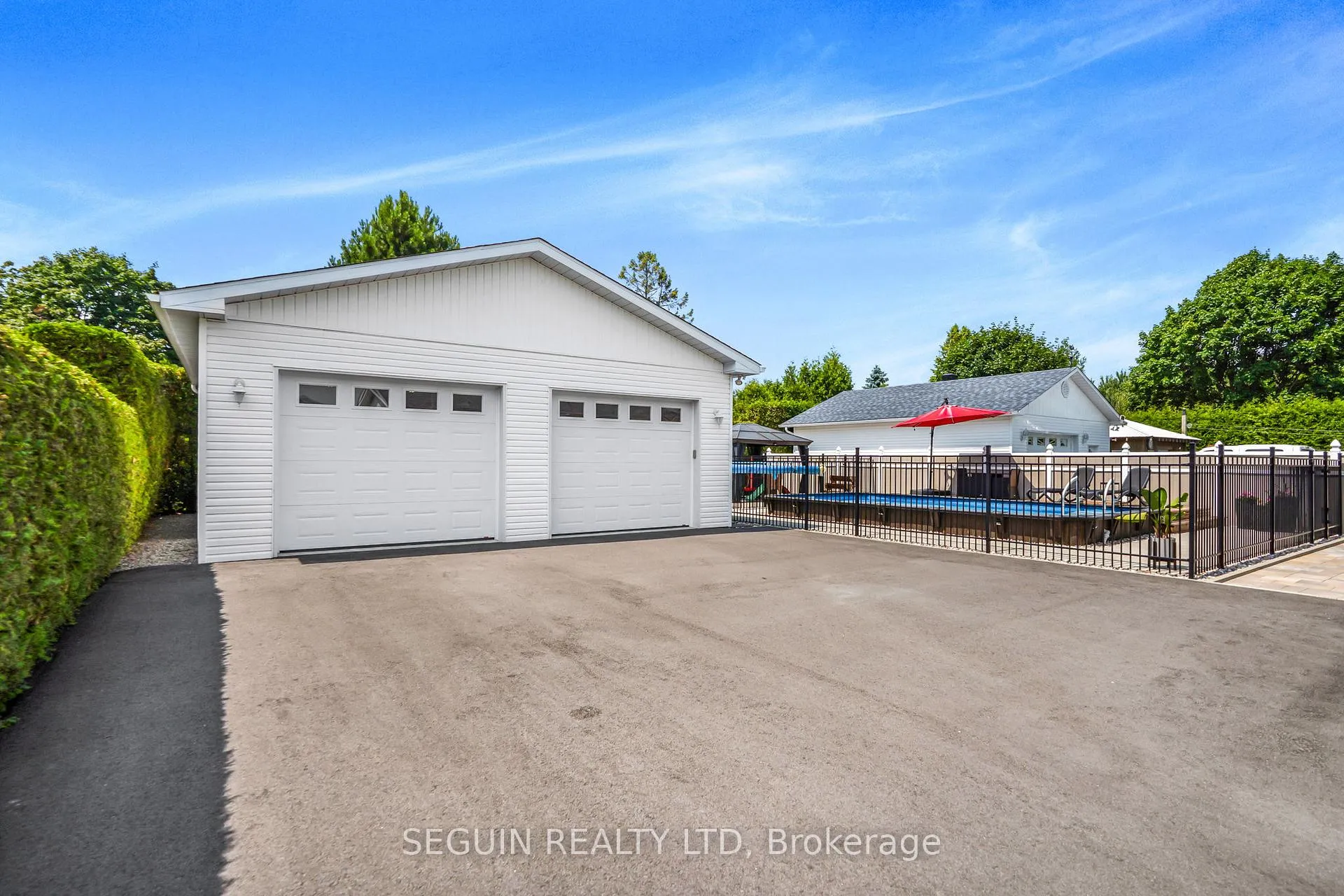 Photo 5 of 114 Stanley Avenue, Champlain, Vankleek Hill — HOMEH