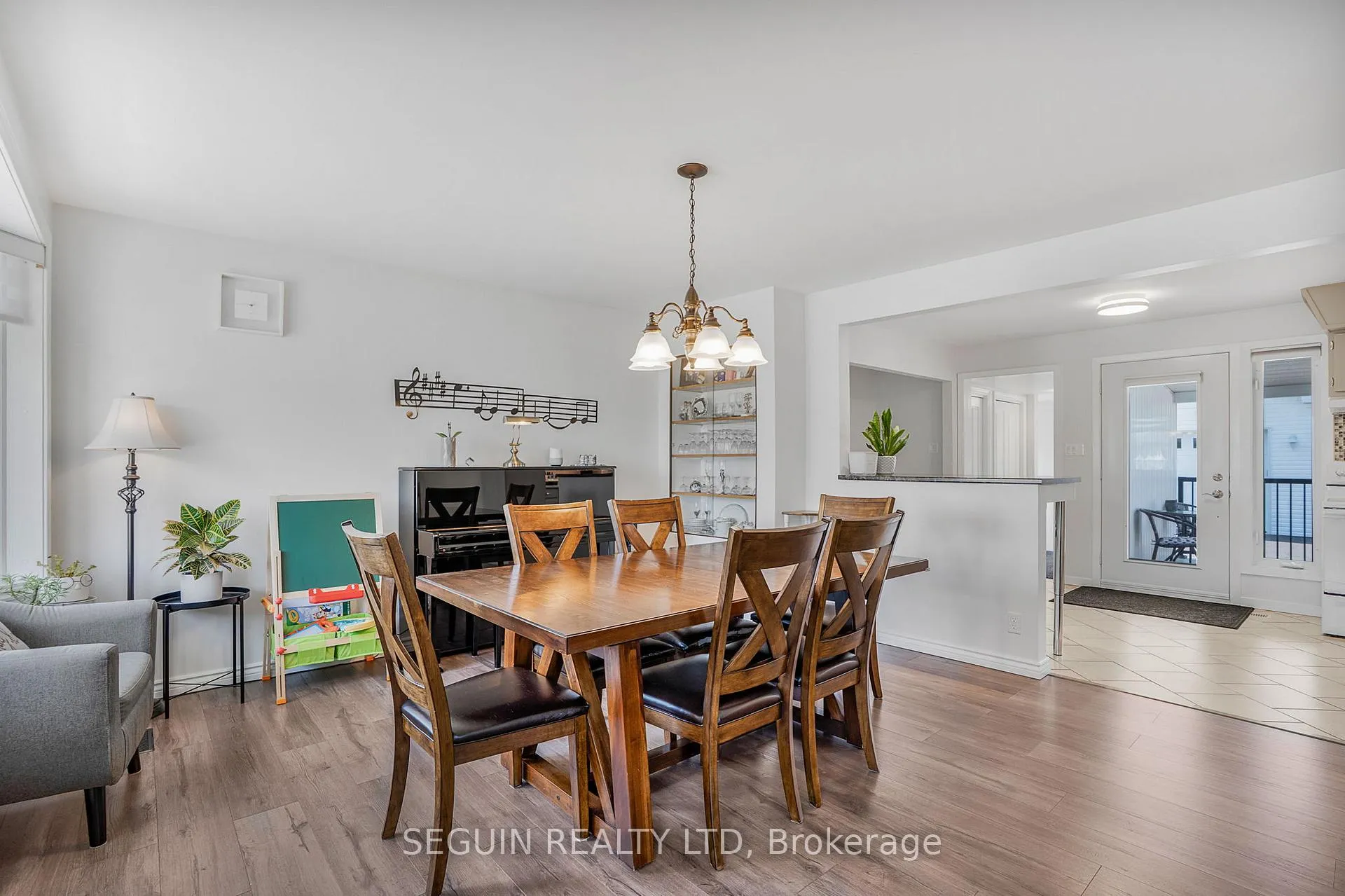 Photo 13 of 114 Stanley Avenue, Champlain, Vankleek Hill — HOMEH
