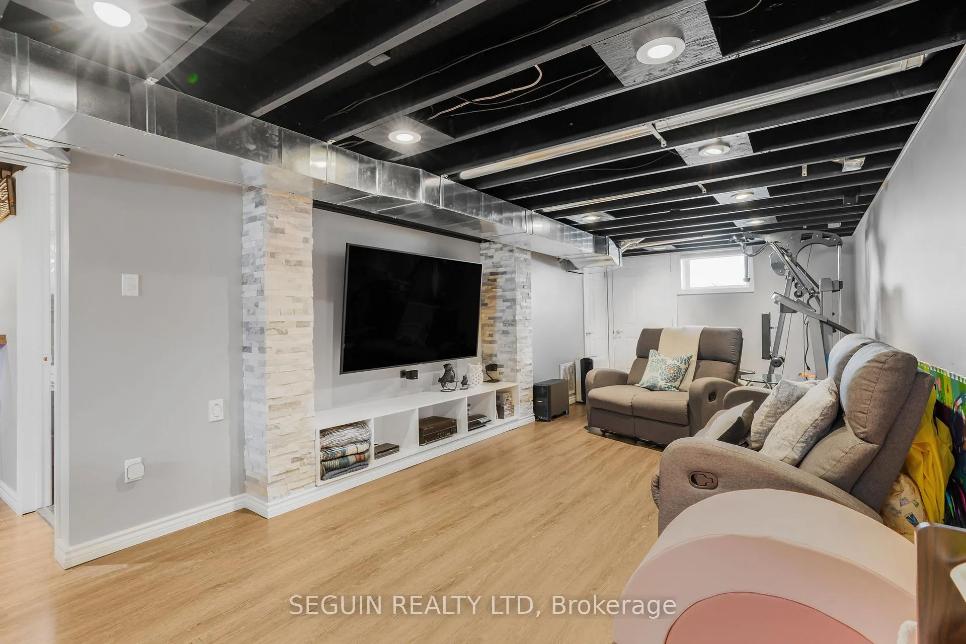 Photo 27 of 114 Stanley Avenue, Champlain, Vankleek Hill — HOMEH