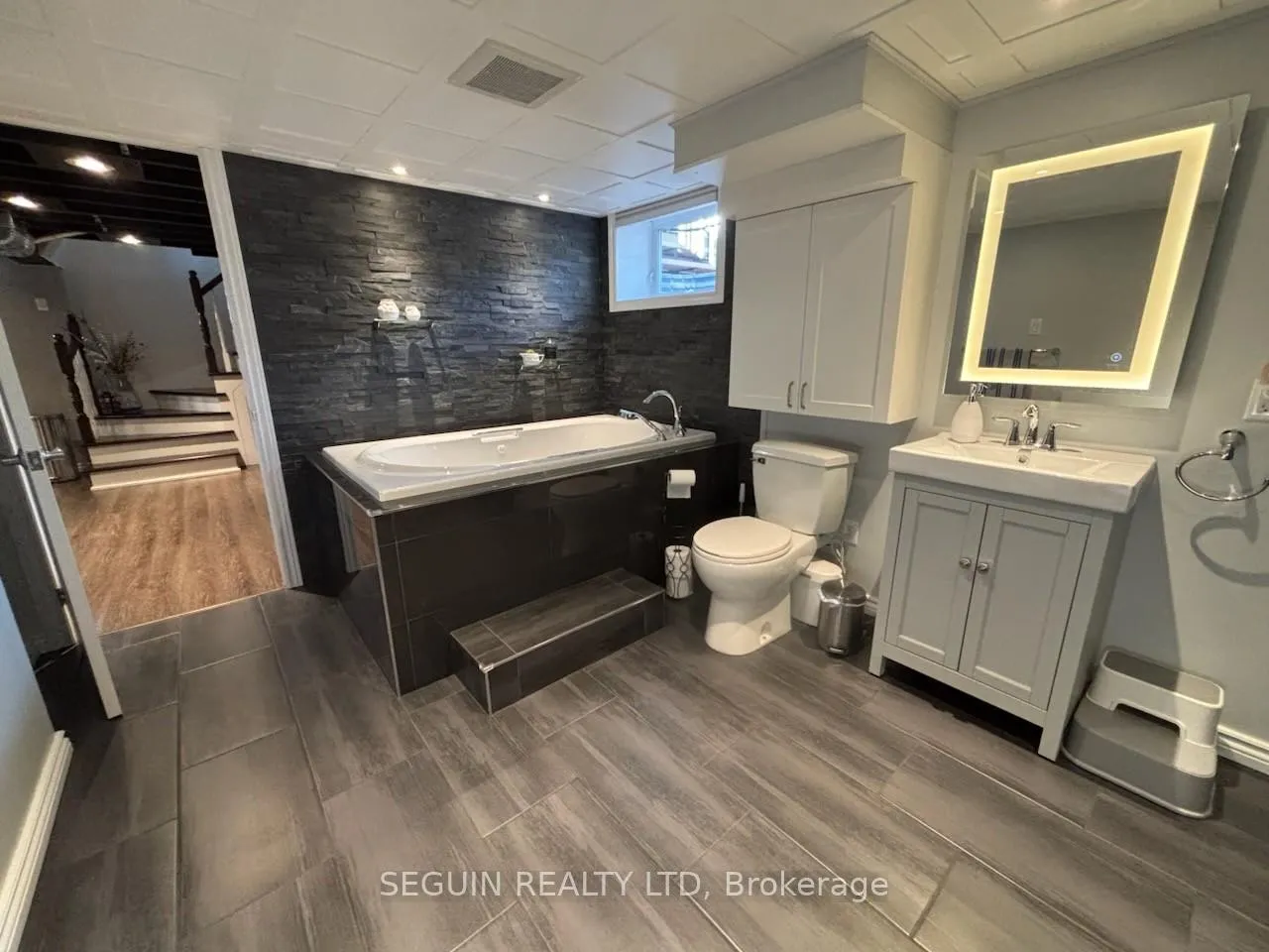 Photo 33 of 114 Stanley Avenue, Champlain, Vankleek Hill — HOMEH