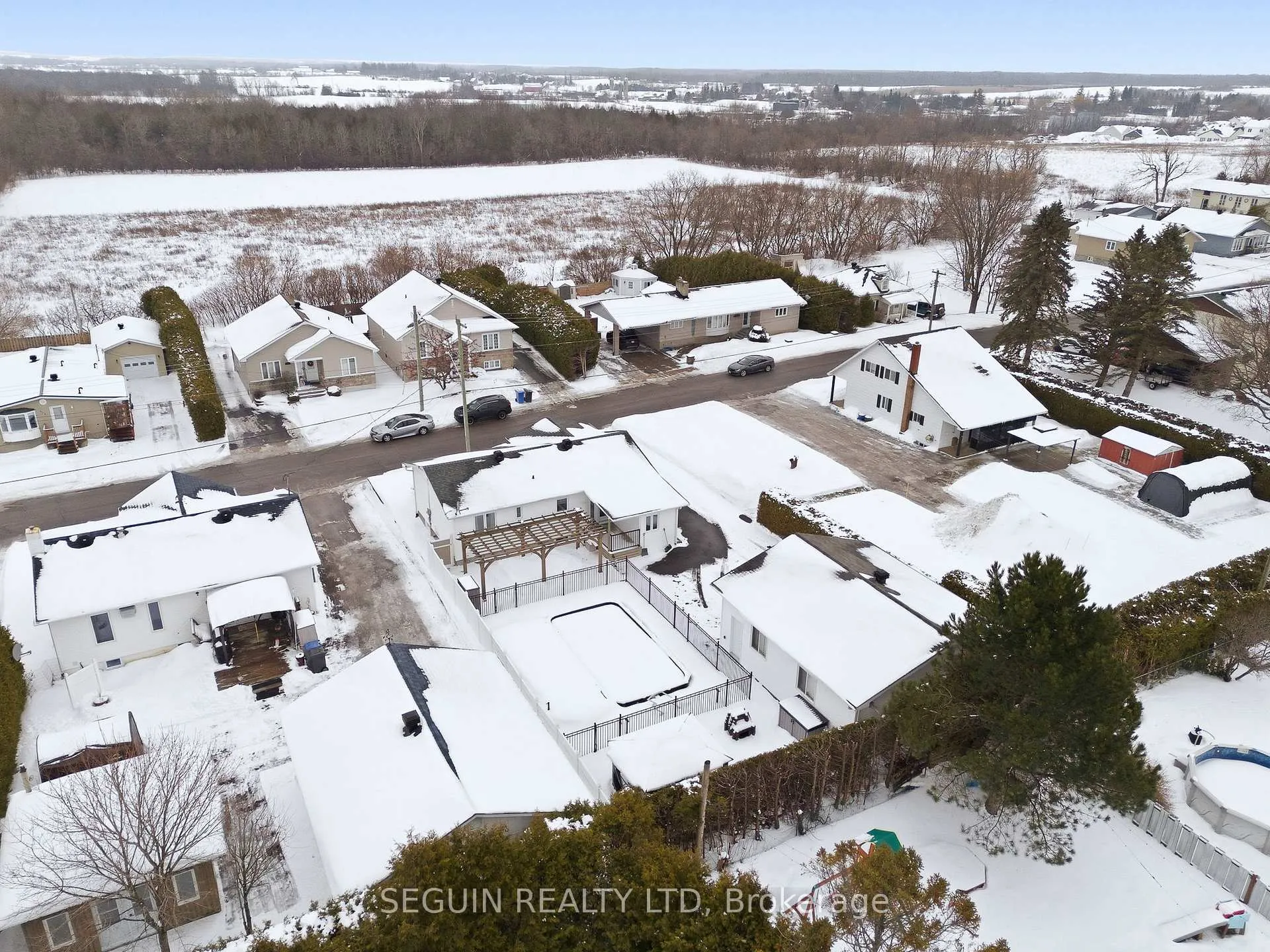 Photo 47 of 114 Stanley Avenue, Champlain, Vankleek Hill — HOMEH
