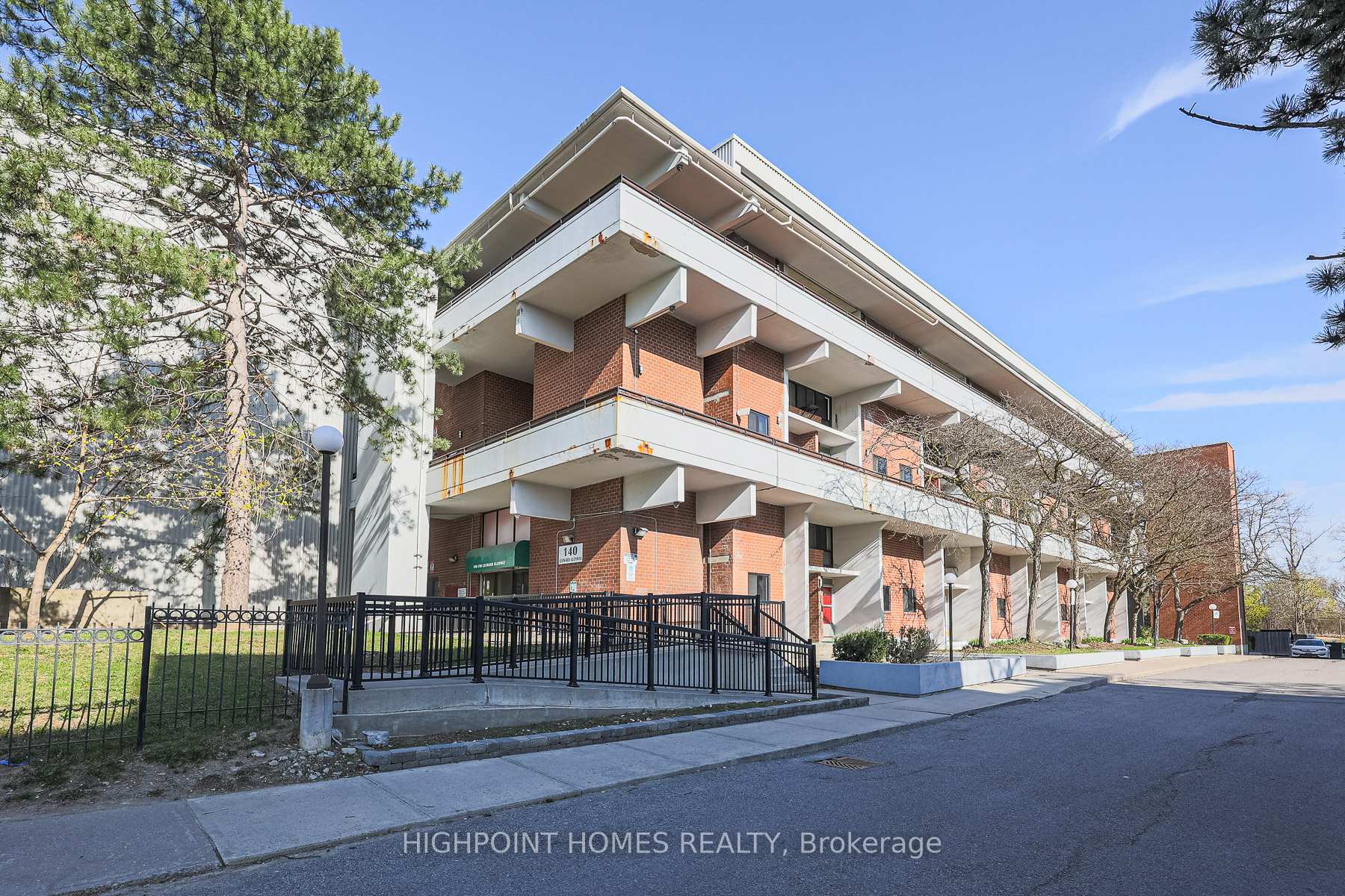 Photo 1 of Unit 315, 140 Leeward Glenway, Toronto, Flemingdon Park — HOMEH