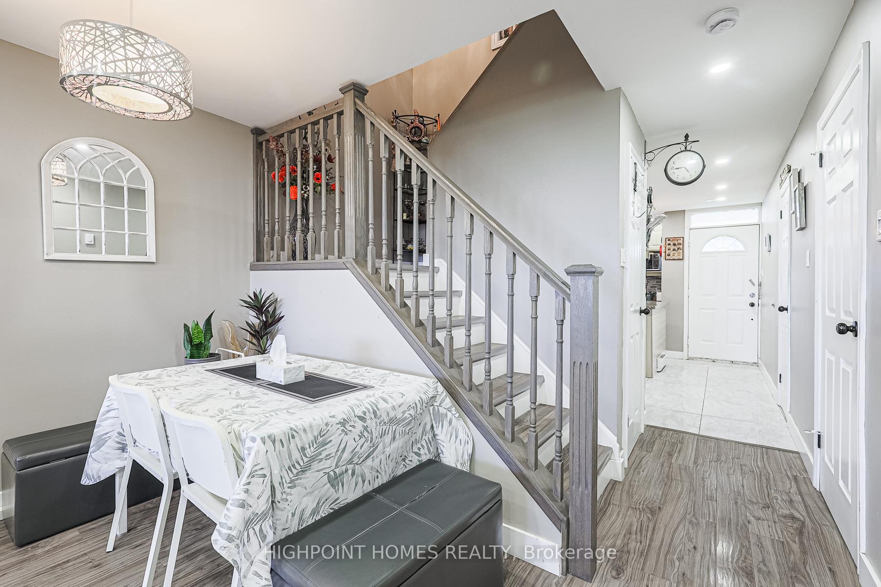 Photo 16 of Unit 315, 140 Leeward Glenway, Toronto, Flemingdon Park — HOMEH