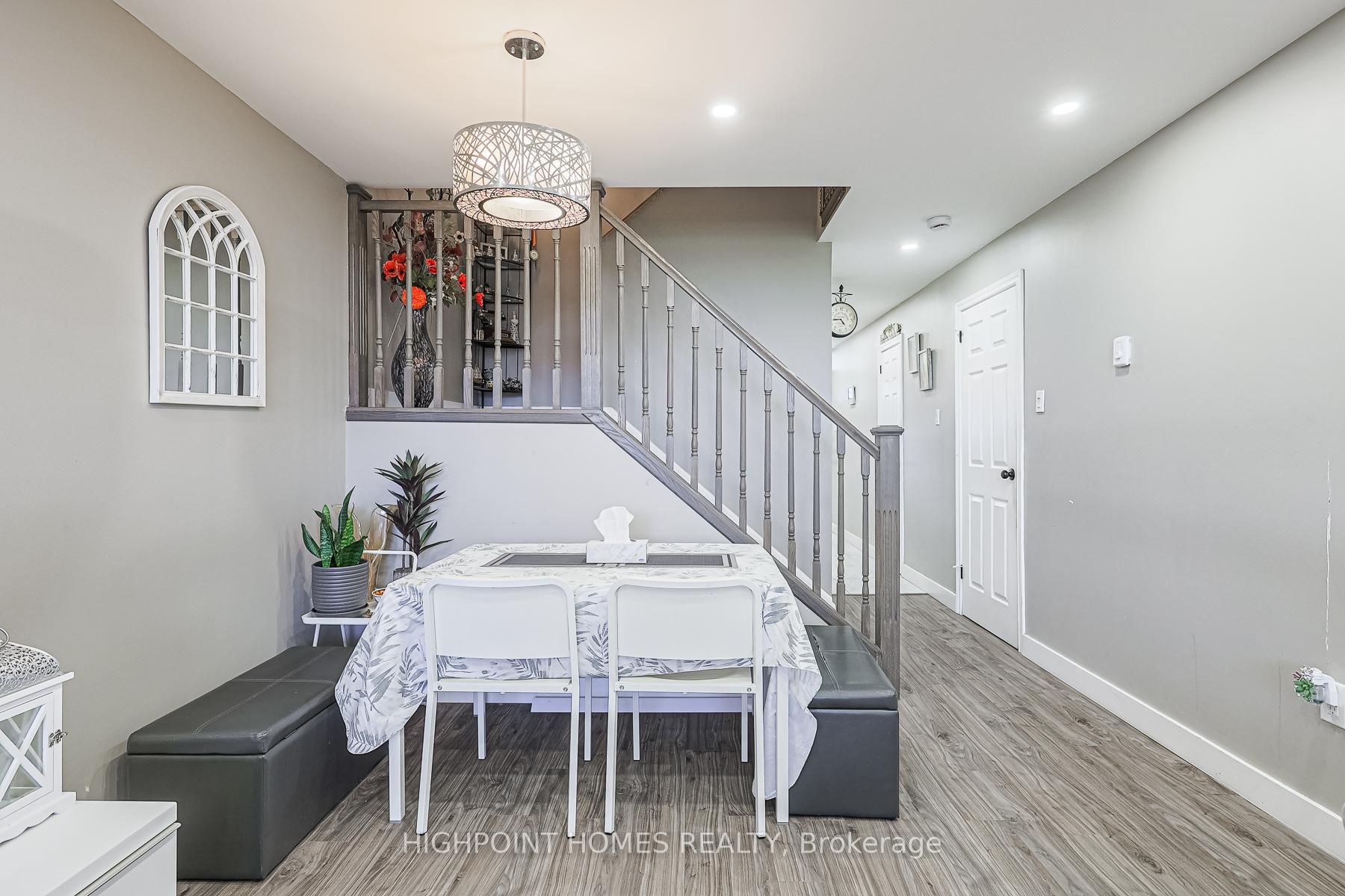 Photo 17 of Unit 315, 140 Leeward Glenway, Toronto, Flemingdon Park — HOMEH