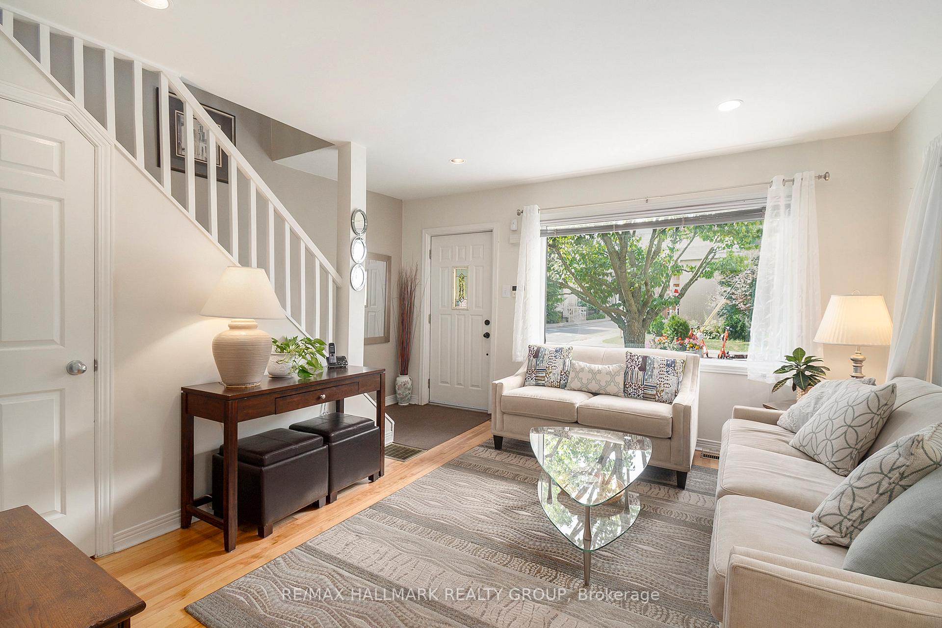 Photo 4 of 53 Adelaide Street, Ottawa, Glebe — HOMEH