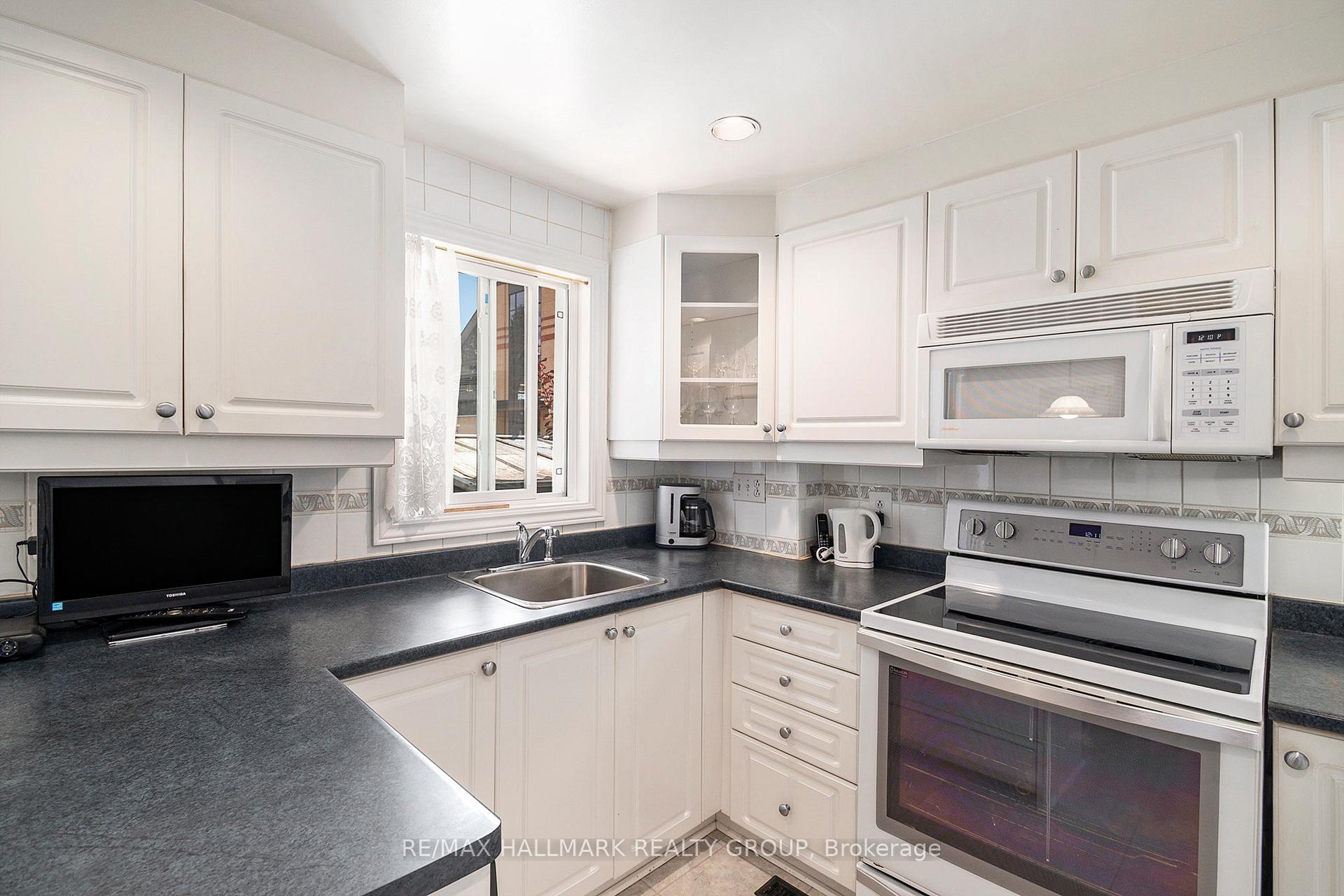 Photo 10 of 53 Adelaide Street, Ottawa, Glebe — HOMEH