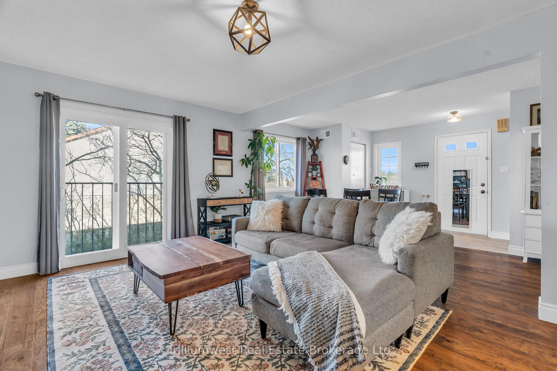 Photo 1 of Unit 113, 456 Janefield Avenue, Guelph, Dovercliffe Park/Old University — HOMEH