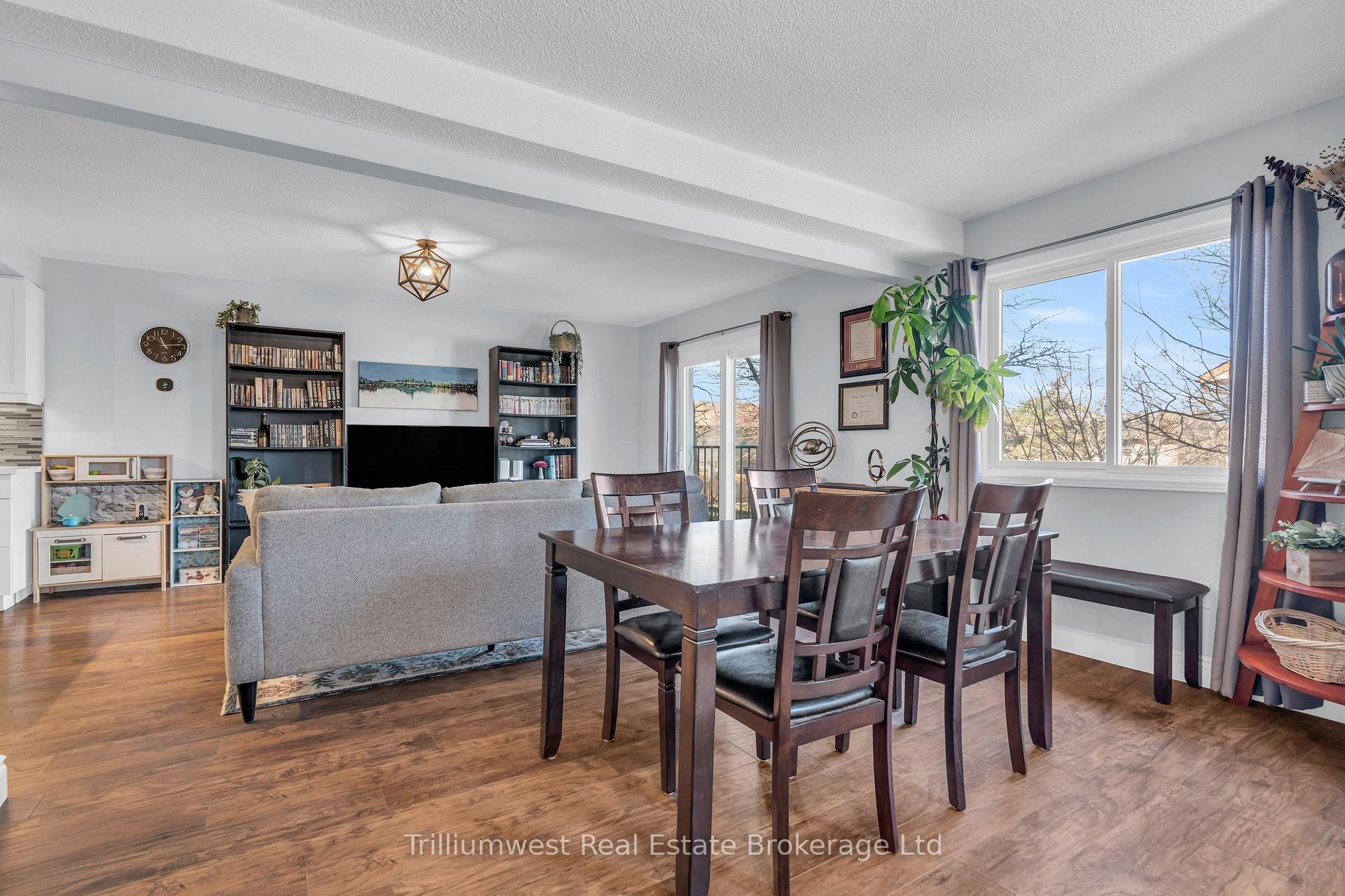 Photo 7 of Unit 113, 456 Janefield Avenue, Guelph, Dovercliffe Park/Old University — HOMEH