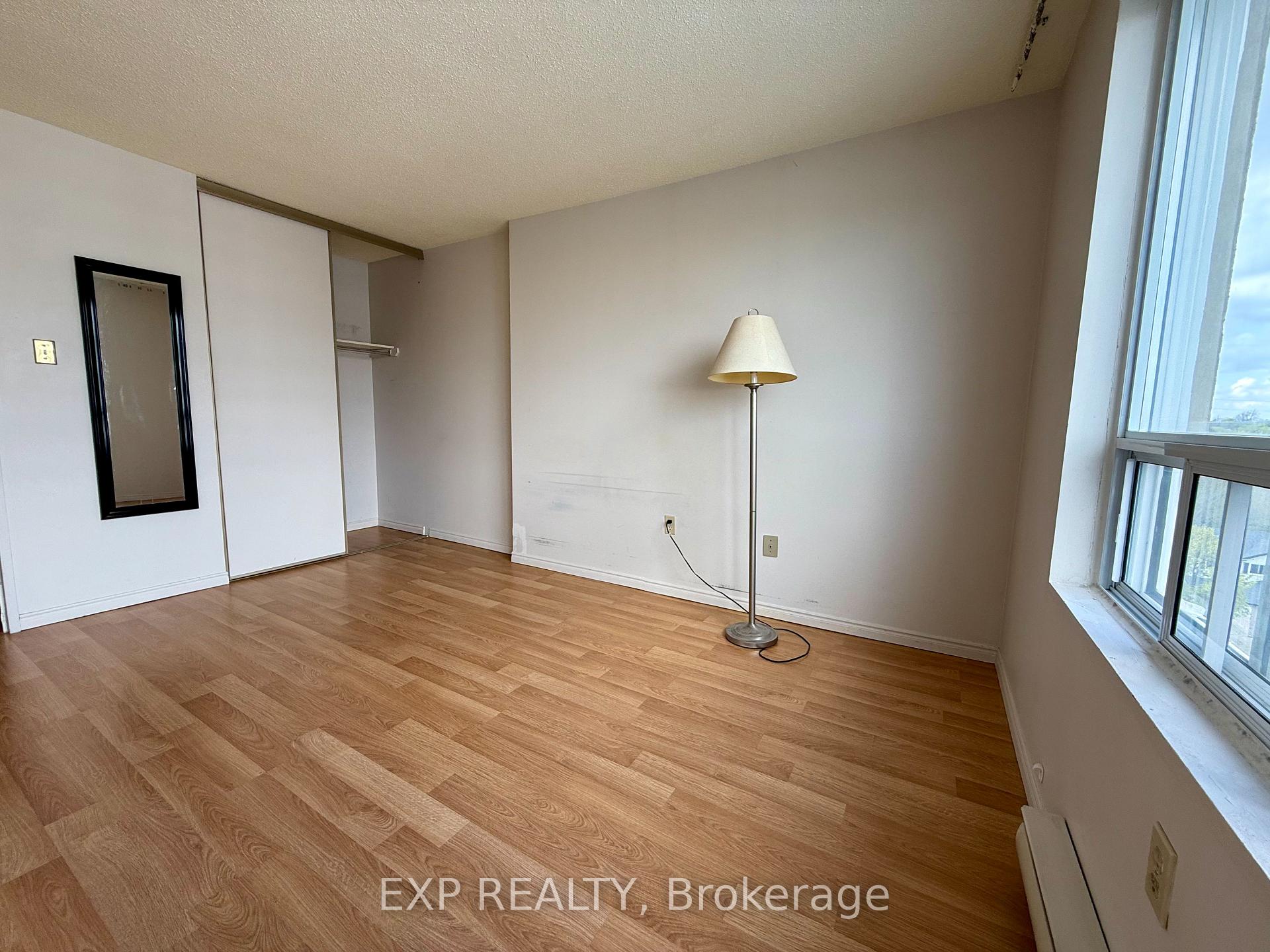 Photo 6 of Unit 604, 65 Highland Crescent, Kitchener — HOMEH