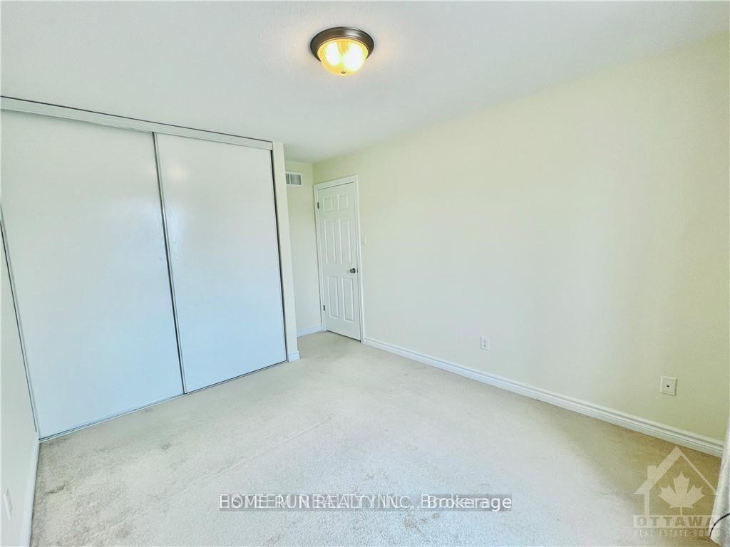 Photo 16 of 651 Clearbrook Drive, Ottawa, Barrhaven - Strandherd — HOMEH