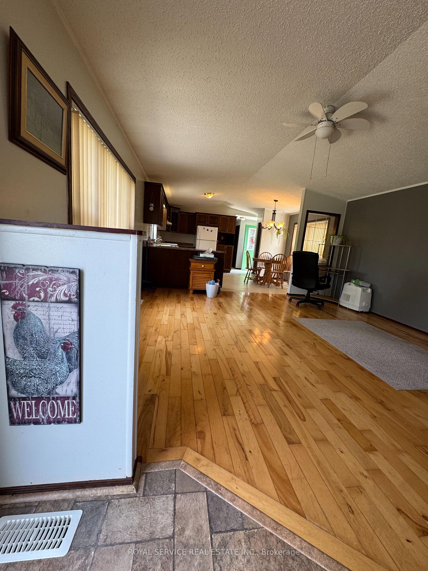 Photo 4 of Unit 14, 1037 Arthur Street, Clarington, Rural Clarington — HOMEH