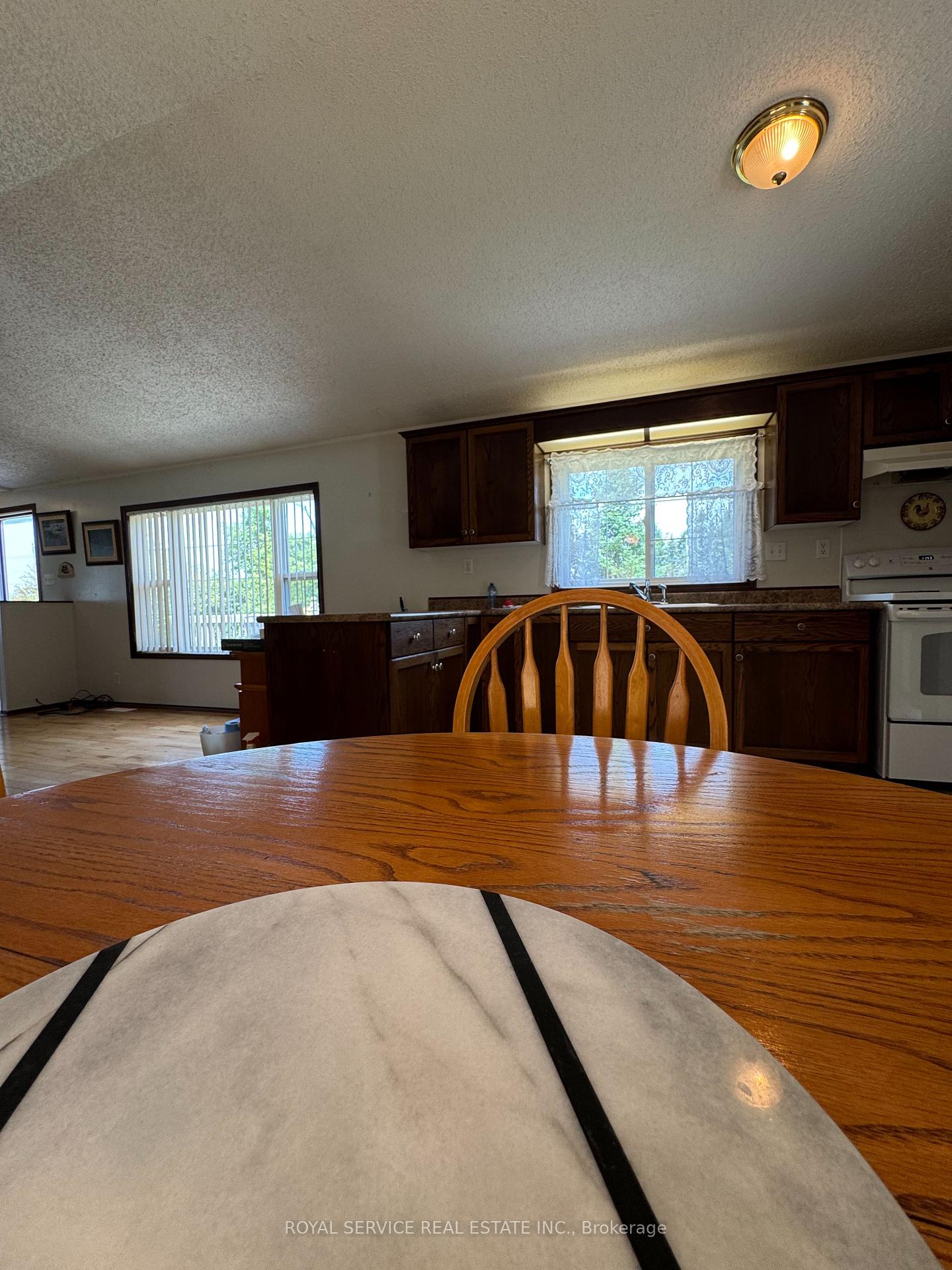 Photo 7 of Unit 14, 1037 Arthur Street, Clarington, Rural Clarington — HOMEH