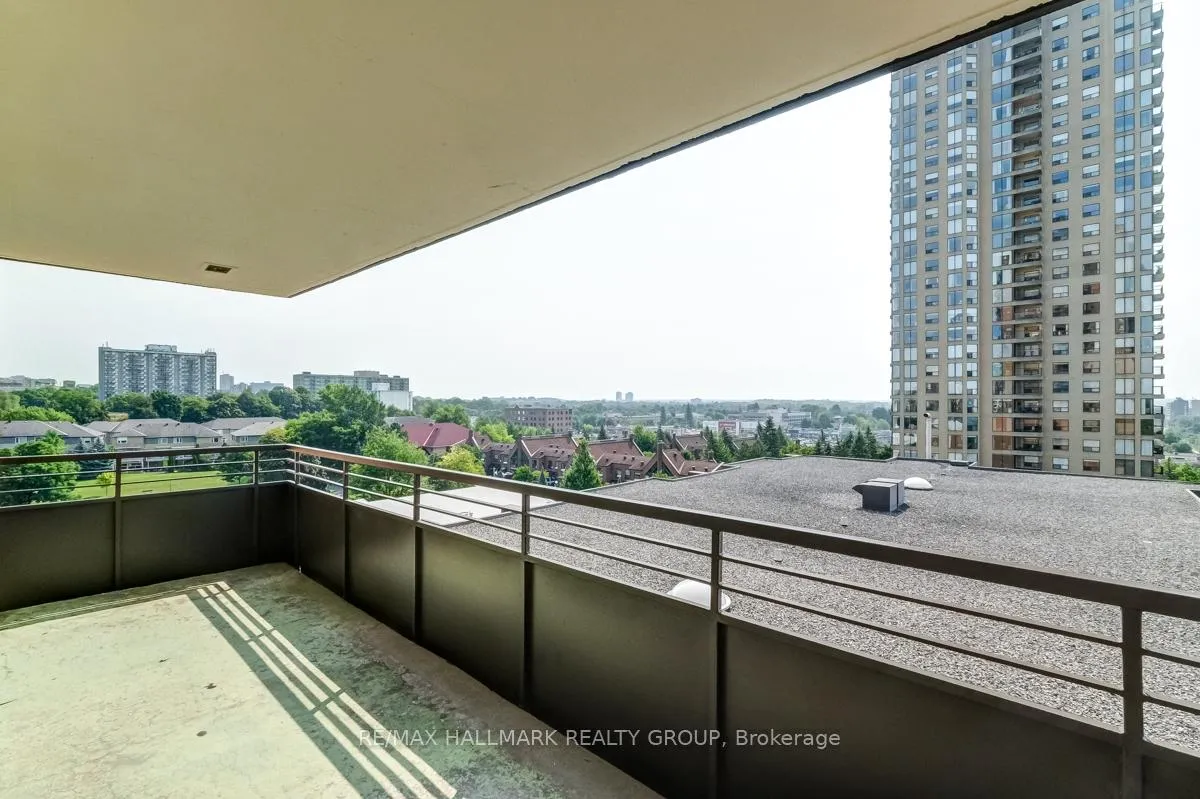 Photo 18 of Unit 812, 515 St Laurent Boulevard, Ottawa, Viscount Alexander Park — HOMEH