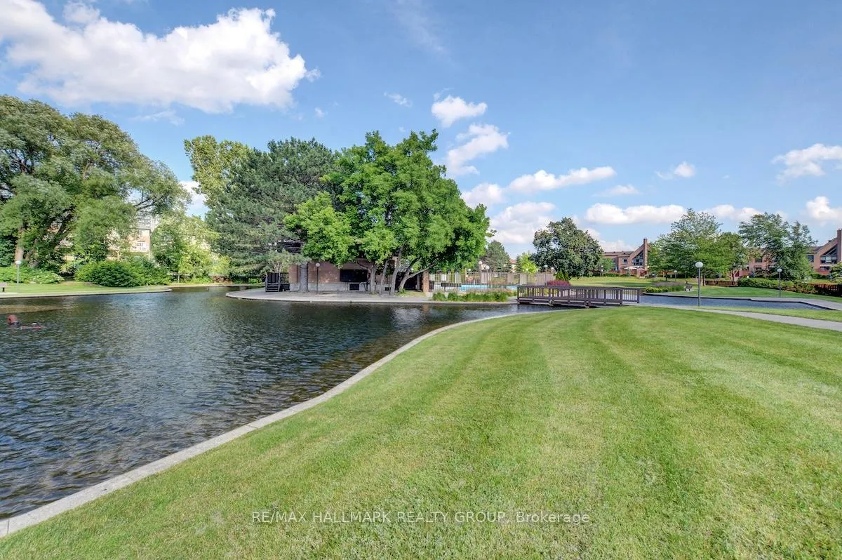 Photo 26 of Unit 812, 515 St Laurent Boulevard, Ottawa, Viscount Alexander Park — HOMEH