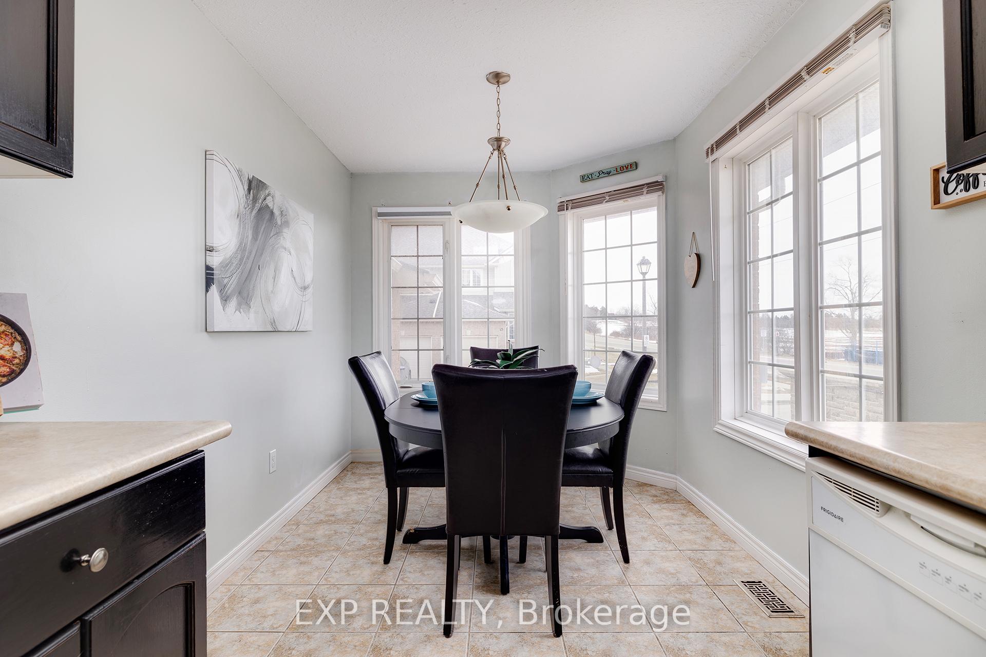 Photo 4 of Unit 29, 361 Arkell Road, Guelph, Pineridge/Westminster Woods — HOMEH