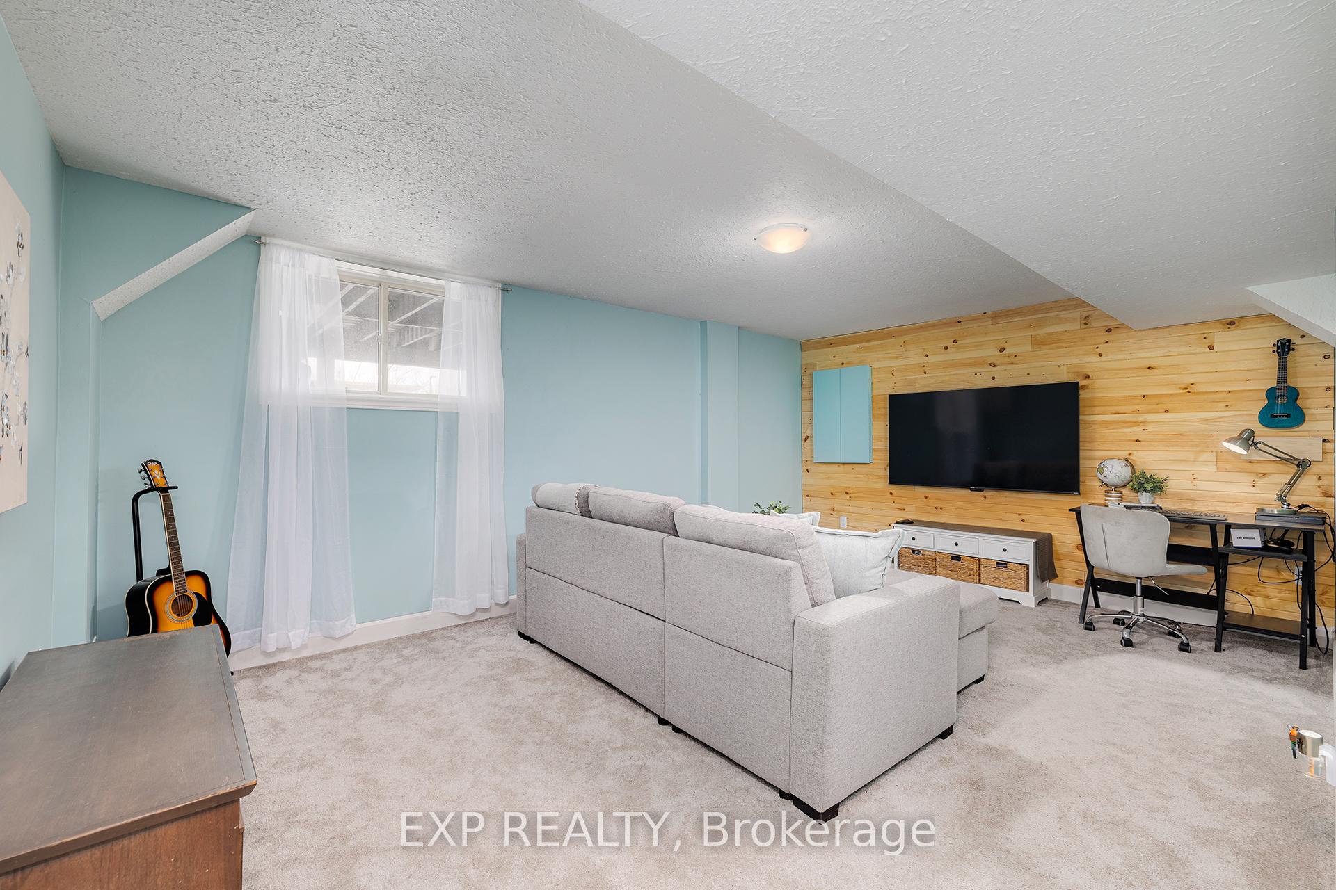 Photo 18 of Unit 29, 361 Arkell Road, Guelph, Pineridge/Westminster Woods — HOMEH