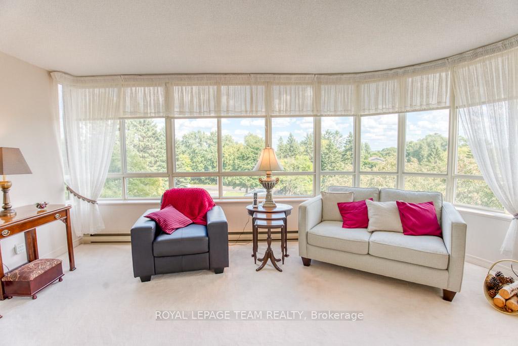 Photo 12 of Unit 306, 100 Grant Carman Drive, Ottawa, Borden Farm/Stewart Farm/Carleton Heights/Parkwood Hills — HOMEH