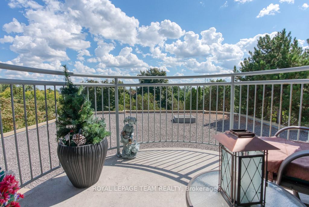 Photo 31 of Unit 306, 100 Grant Carman Drive, Ottawa, Borden Farm/Stewart Farm/Carleton Heights/Parkwood Hills — HOMEH