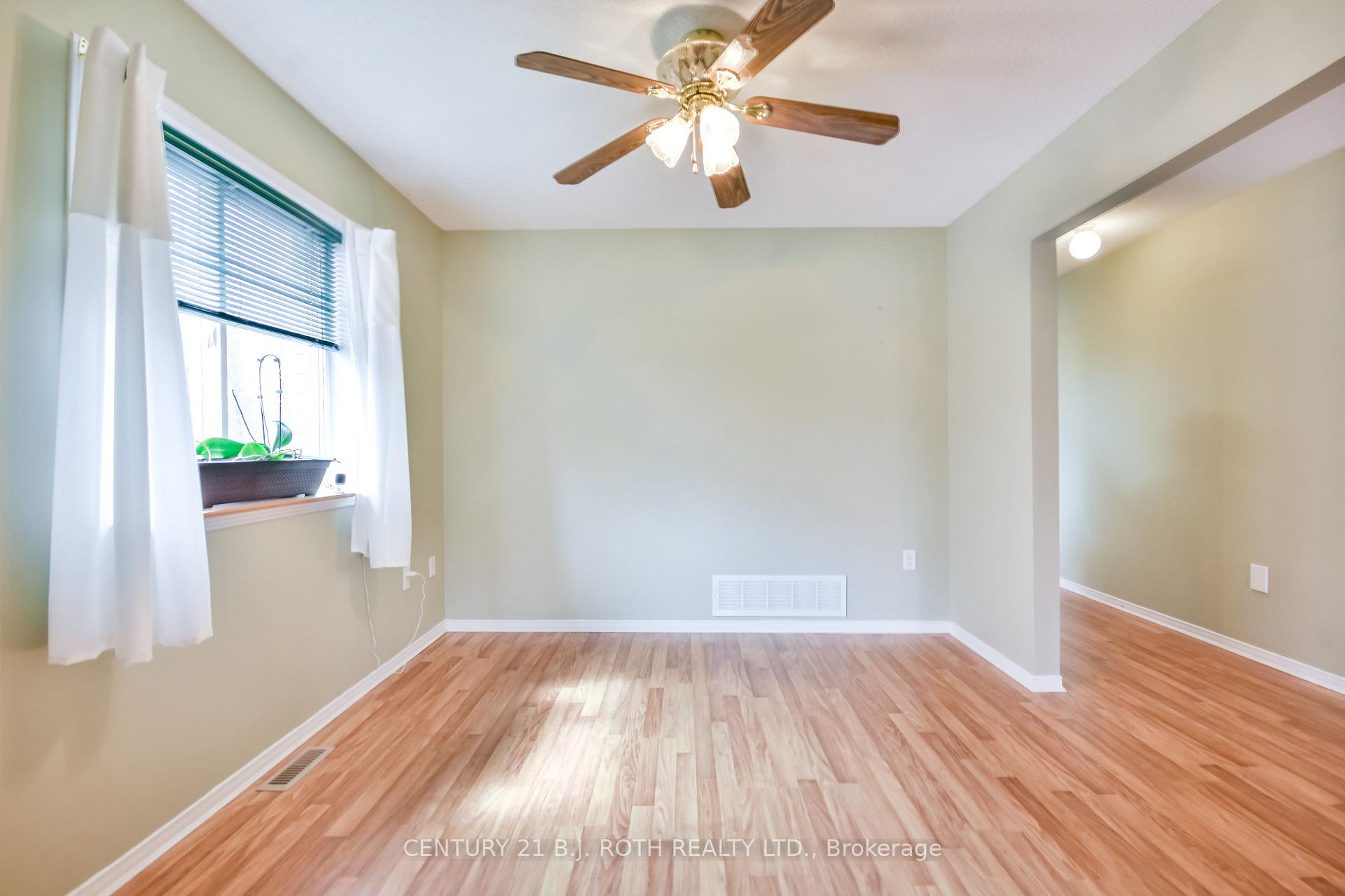 Photo 7 of 22 Osprey Ridge Road, Barrie, Little Lake — HOMEH