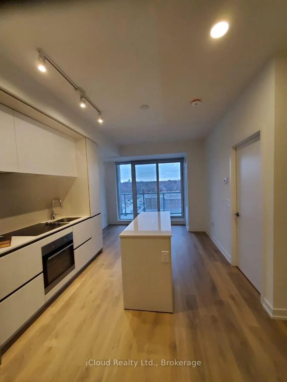Photo 3 of Unit 610, 225 Sumach Street, Toronto, Regent Park — HOMEH