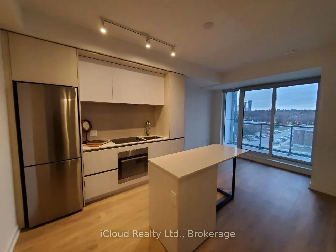 Photo 4 of Unit 610, 225 Sumach Street, Toronto, Regent Park — HOMEH