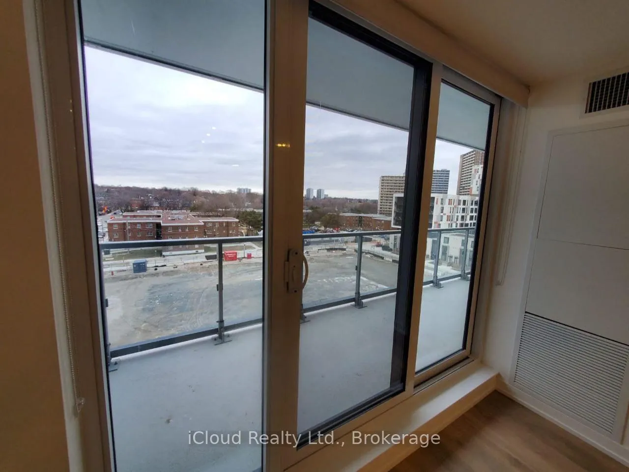 Photo 6 of Unit 610, 225 Sumach Street, Toronto, Regent Park — HOMEH