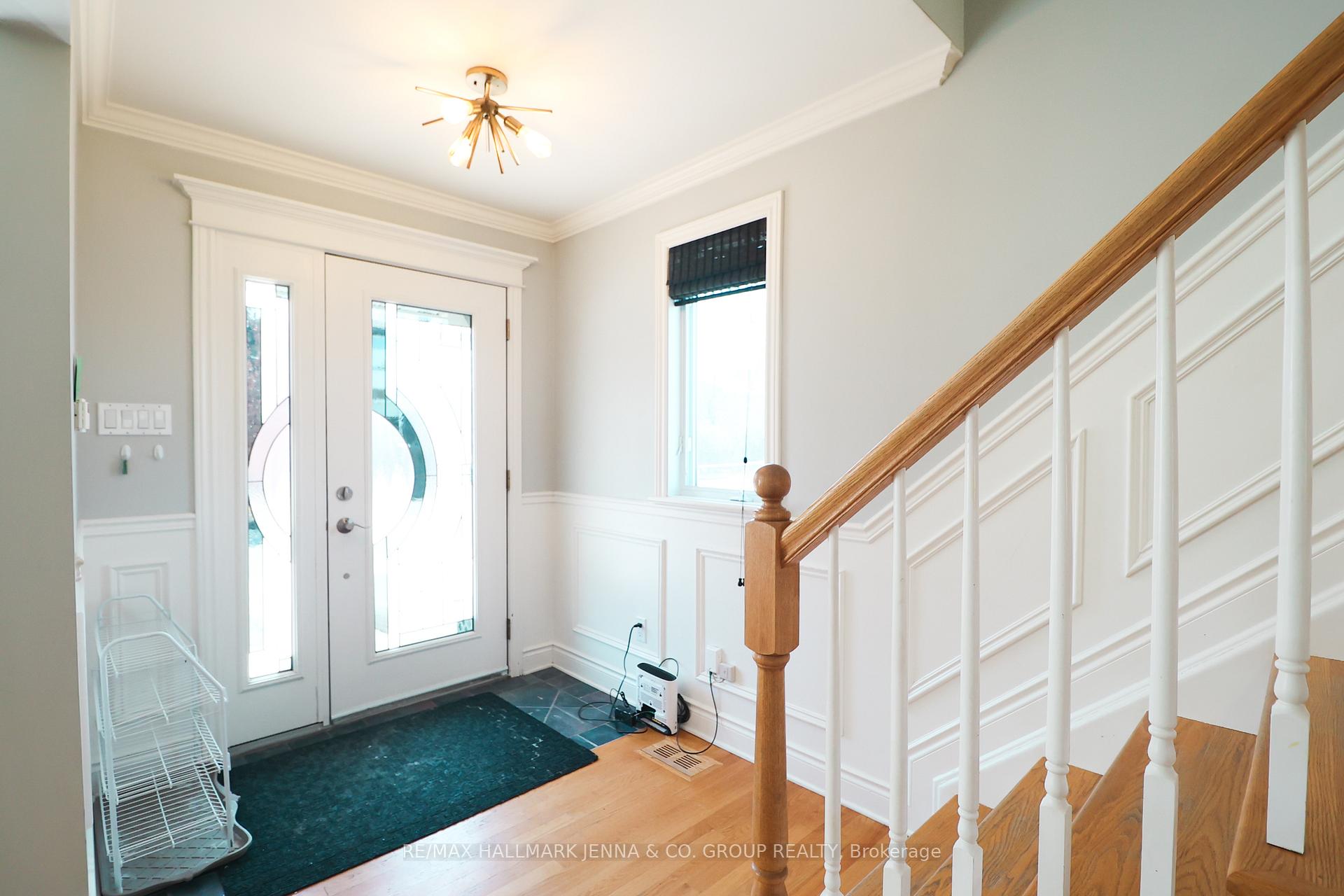 Photo 4 of 377 Wilmont Avenue, Ottawa, Westboro West — HOMEH