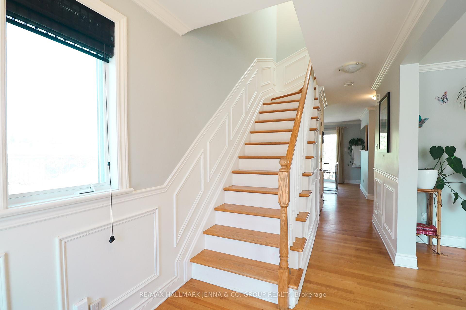 Photo 5 of 377 Wilmont Avenue, Ottawa, Westboro West — HOMEH