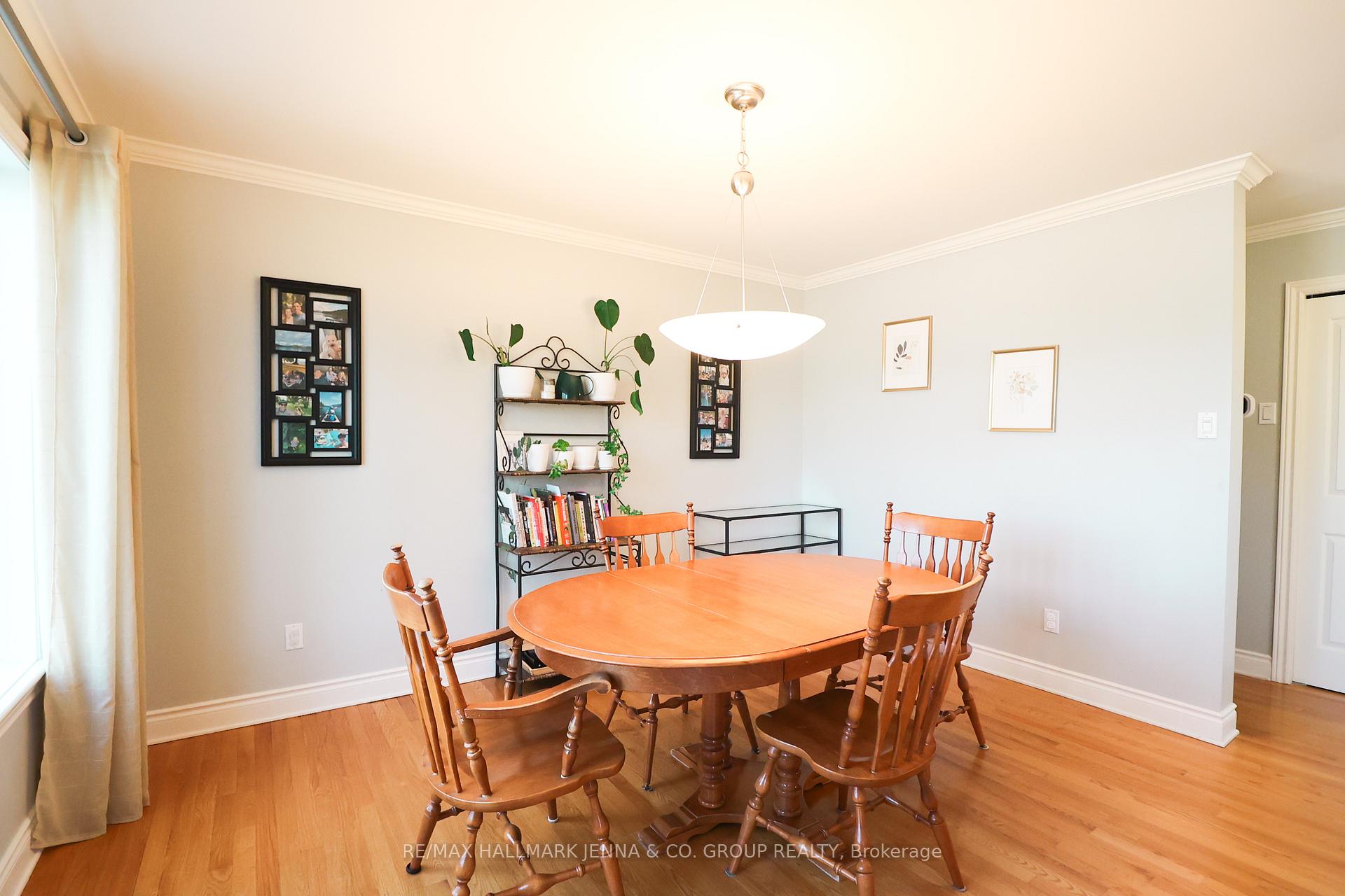 Photo 15 of 377 Wilmont Avenue, Ottawa, Westboro West — HOMEH