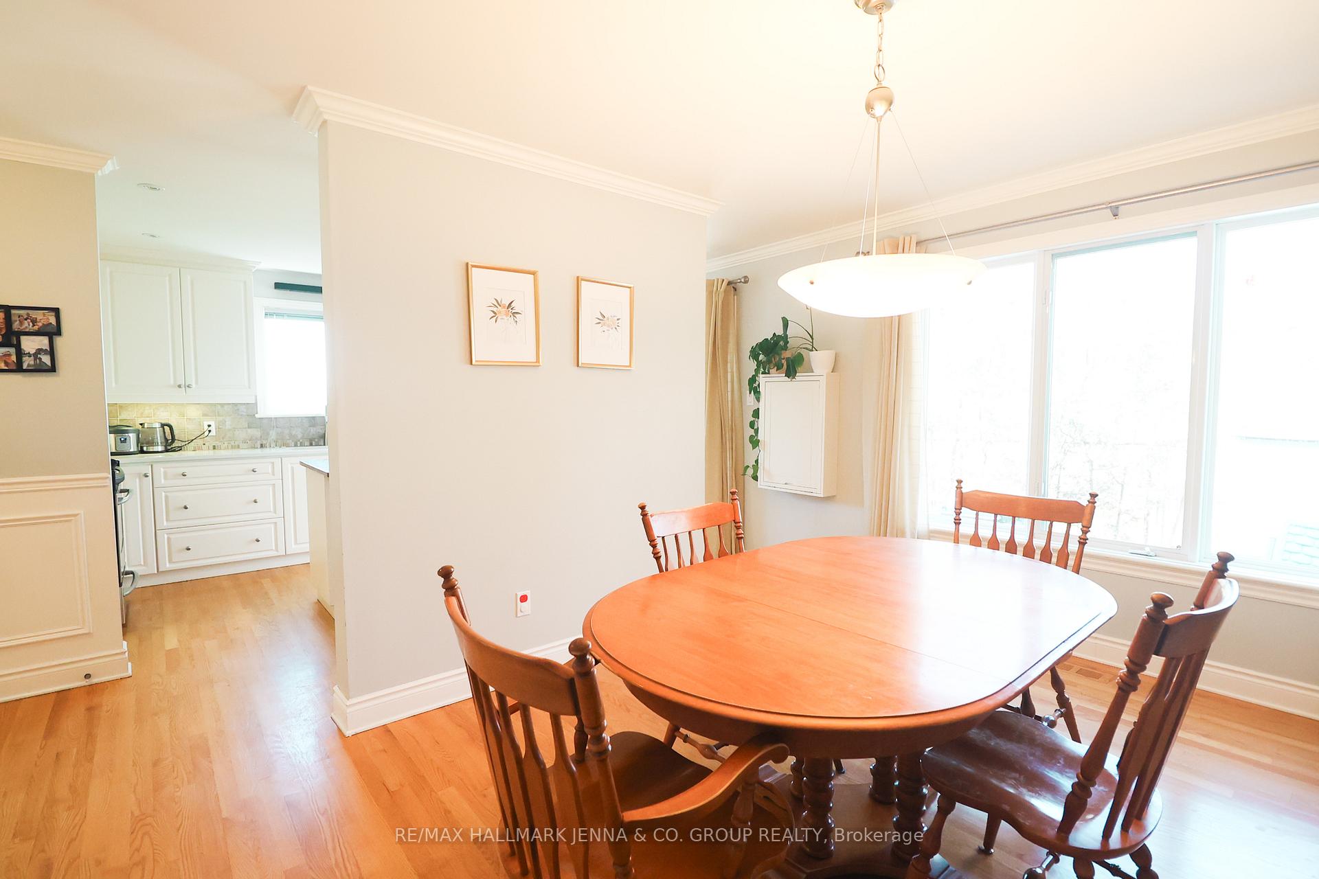 Photo 16 of 377 Wilmont Avenue, Ottawa, Westboro West — HOMEH