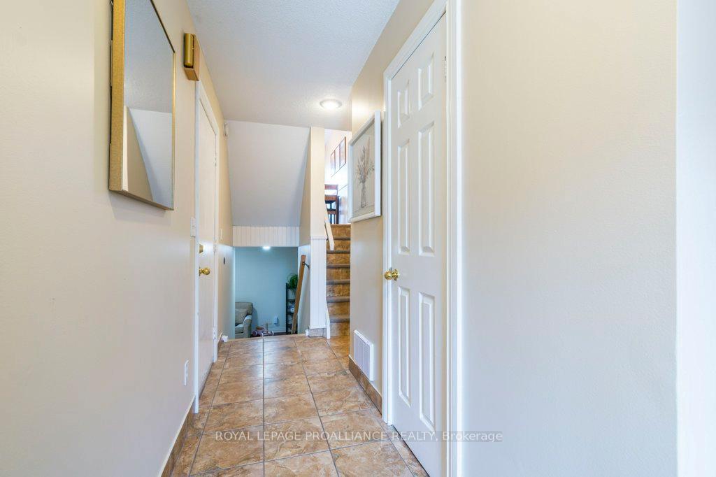 Photo 4 of Unit 9, 9 Progress Avenue, Belleville, Belleville Ward — HOMEH