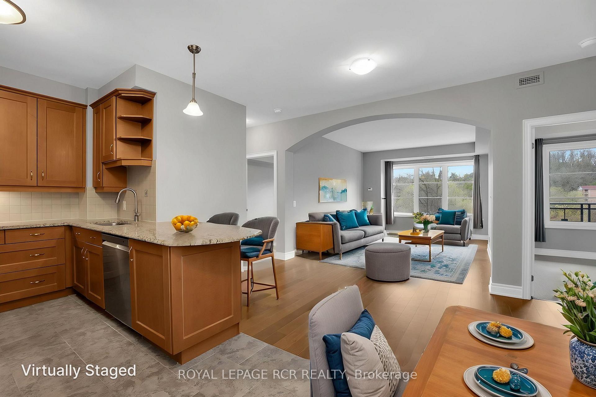 Photo 7 of Unit 402, 60 Ann Street, Caledon, Bolton West — HOMEH