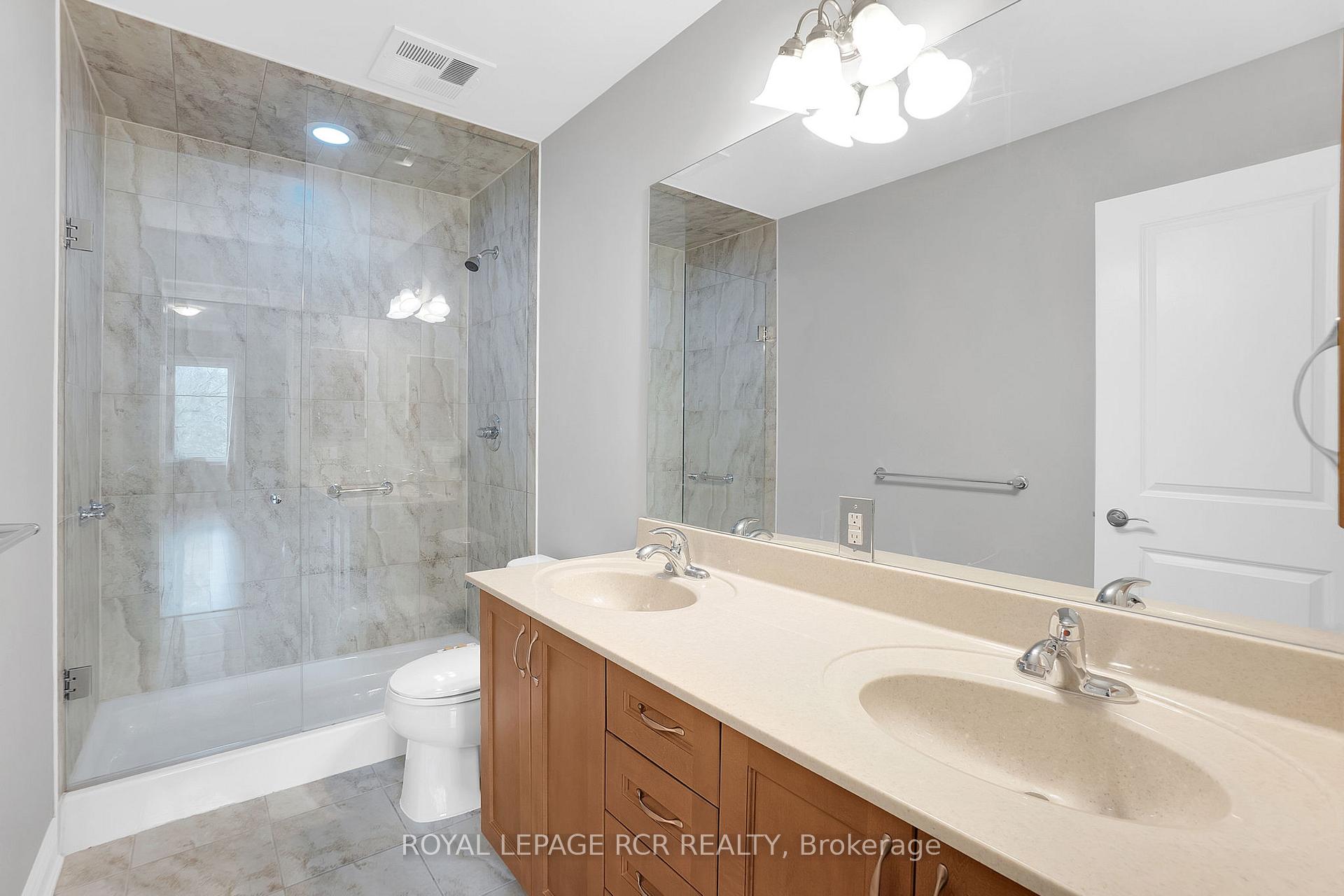Photo 21 of Unit 402, 60 Ann Street, Caledon, Bolton West — HOMEH