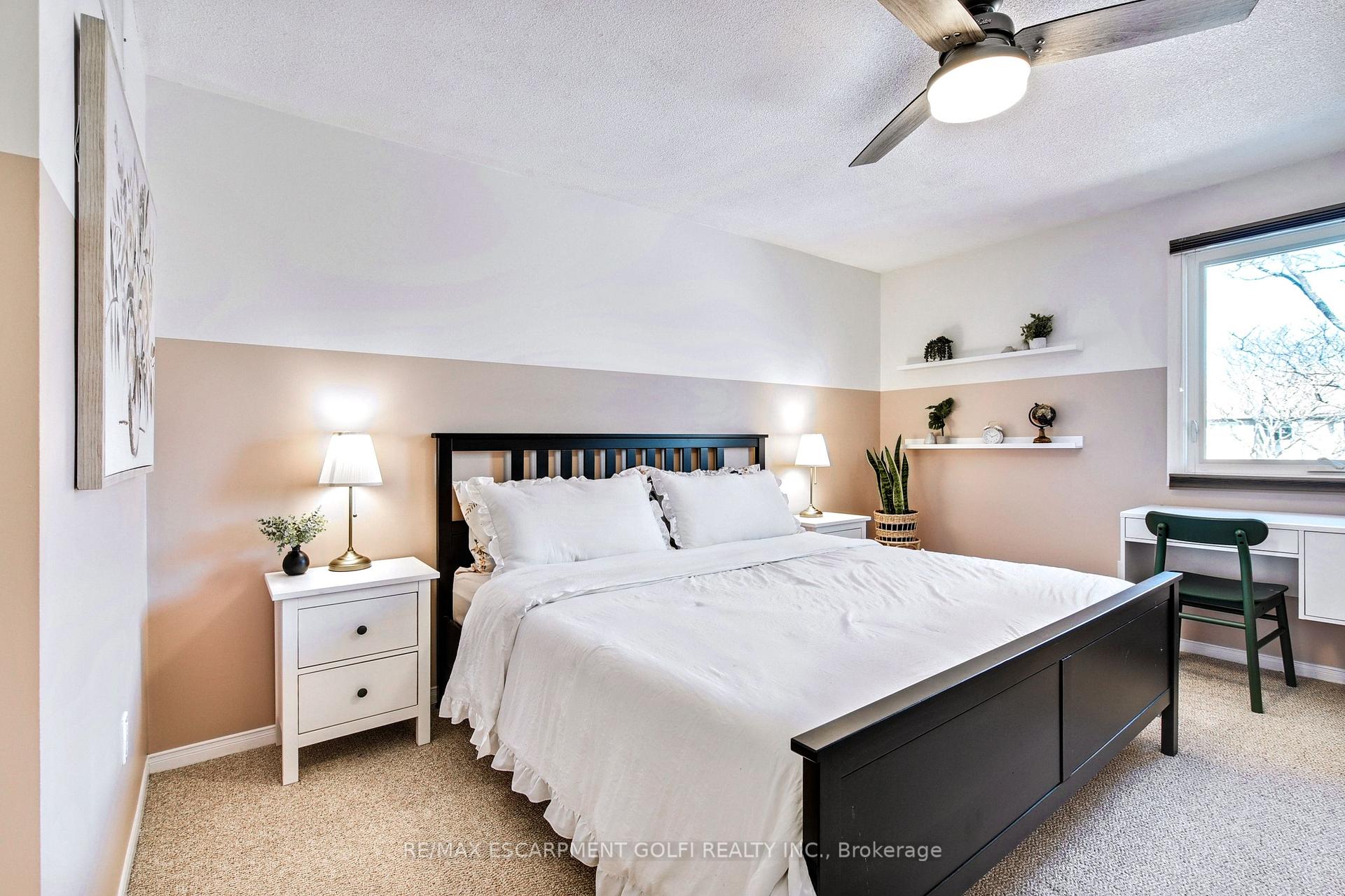 Photo 21 of Unit 10, 2920 Headon Forest Drive, Burlington, Headon — HOMEH