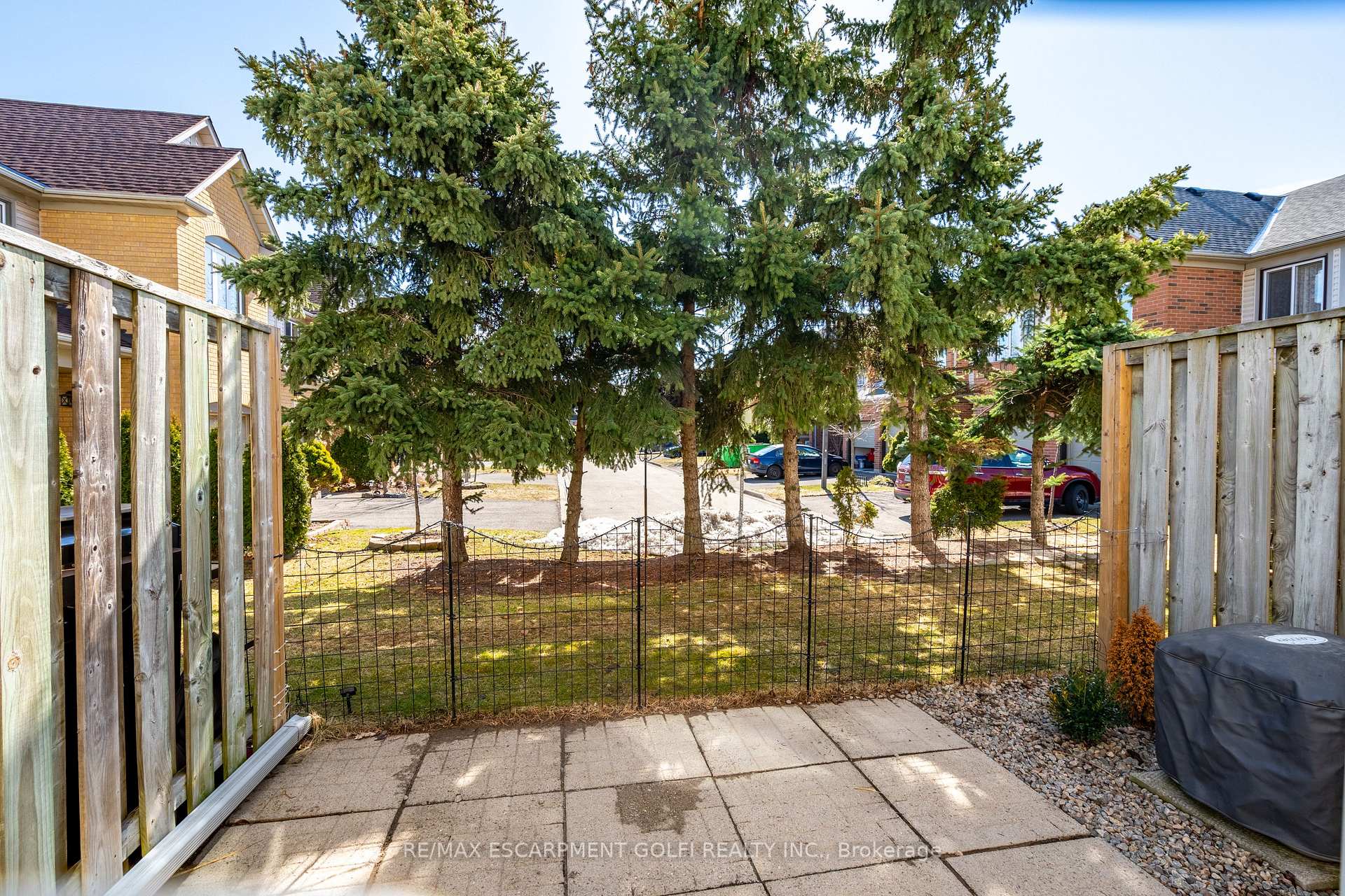 Photo 28 of Unit 10, 2920 Headon Forest Drive, Burlington, Headon — HOMEH