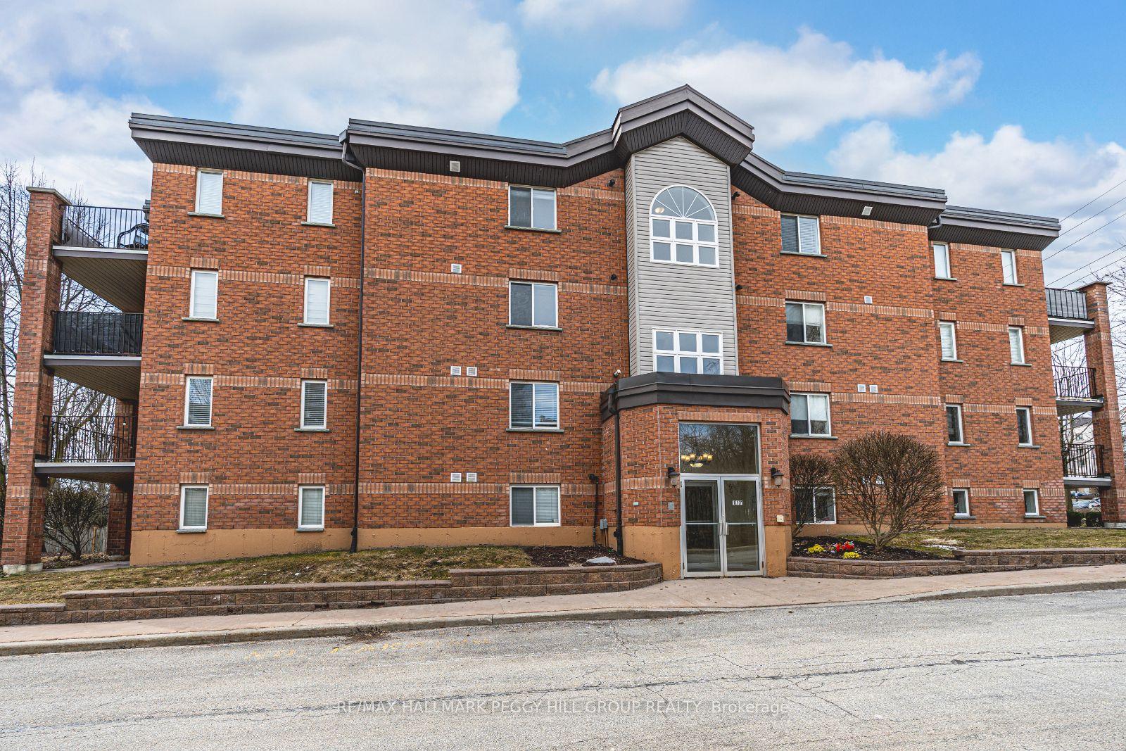 Front of Unit 203, 117 Edgehill Drive